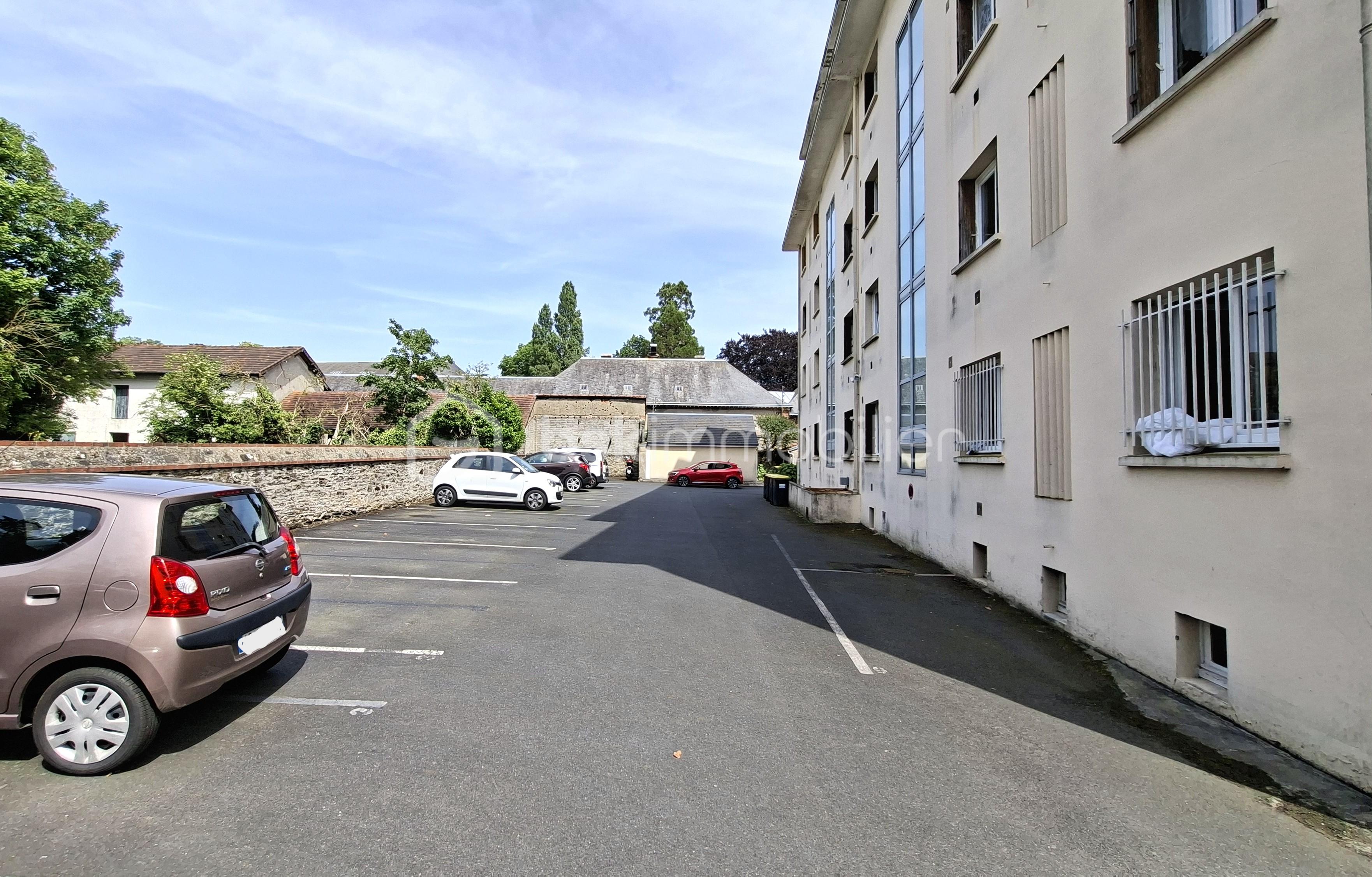 MARTIN parking arrière PLE .jpg