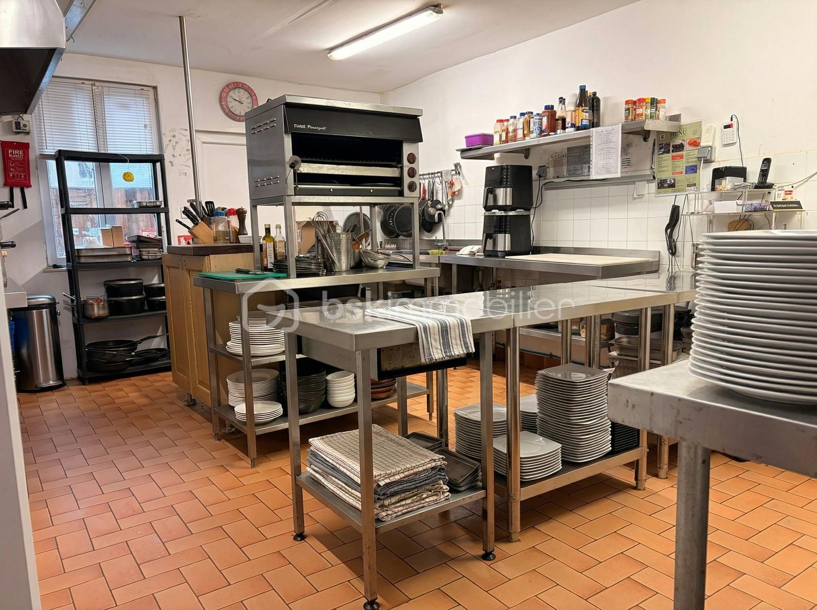 OK CUISINE PORTE.jpeg