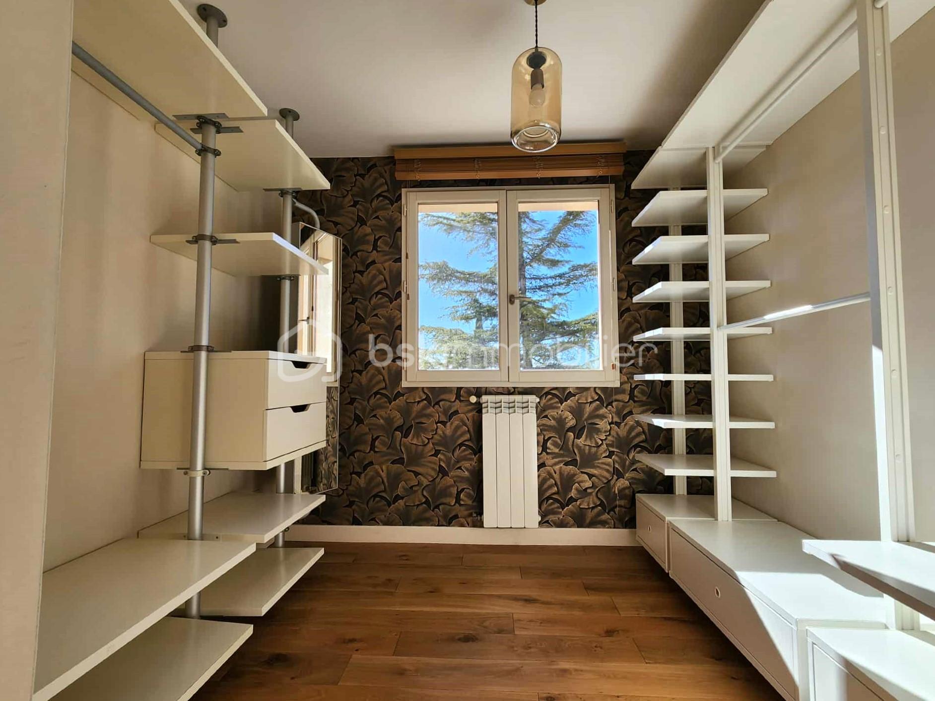 Maison de 192 m² - bacd699a-2acf-4e98-97aa-ba4b2d498896.jpg