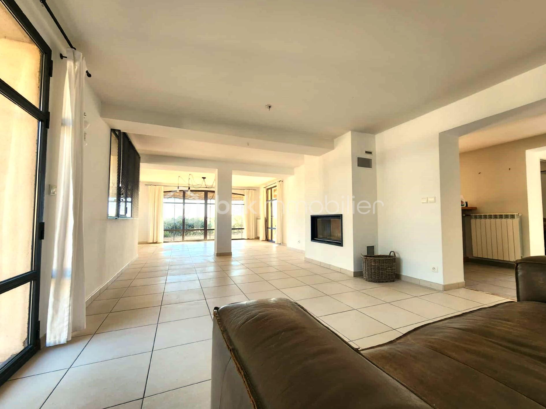 Maison de 192 m² - 5b9106aa-6cbd-4d38-bd7a-84220c8ffd84.jpg