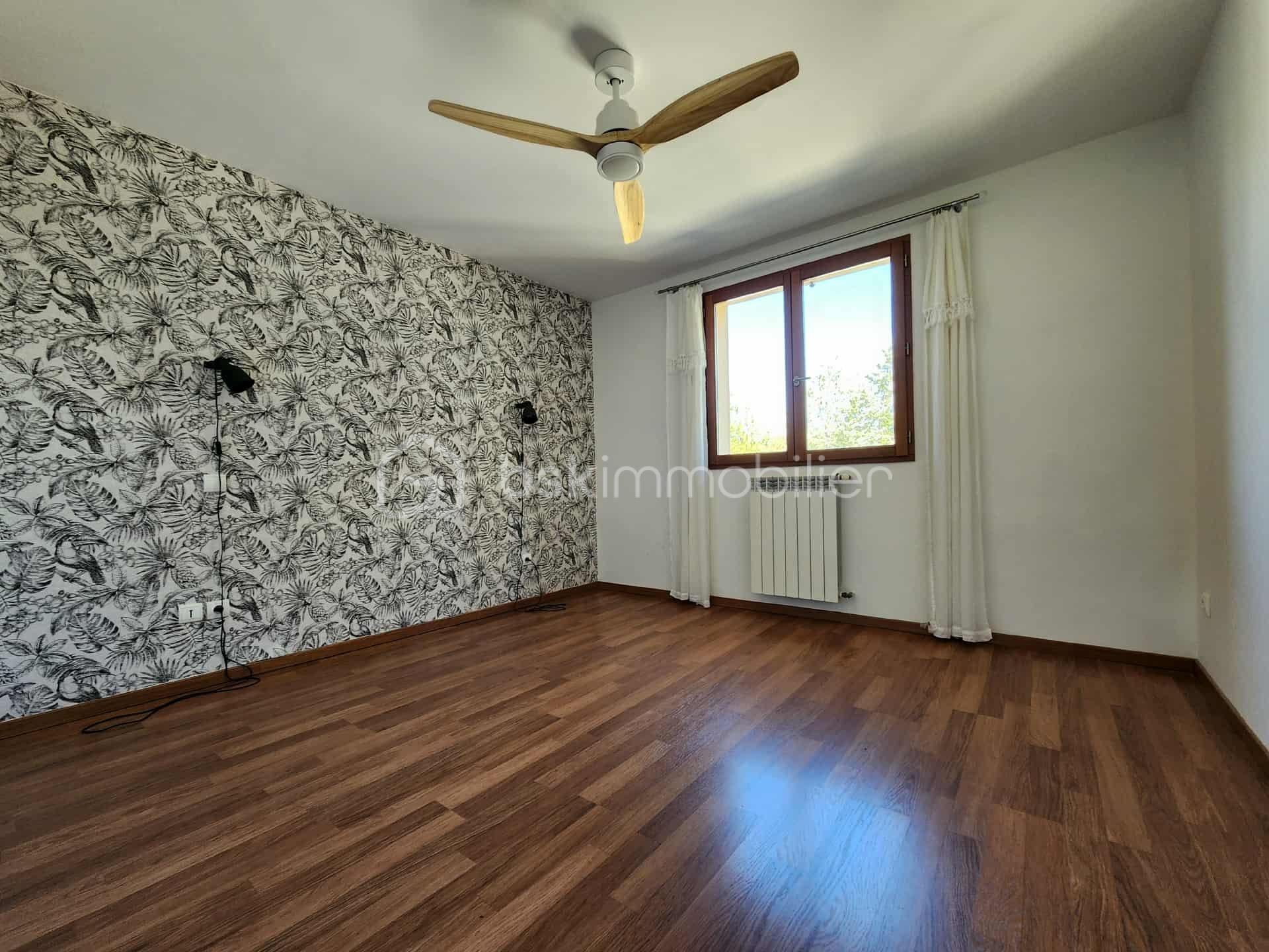 Maison de 192 m² - 6a4a4e21-4309-45cc-960e-1d0653c1231c.jpg