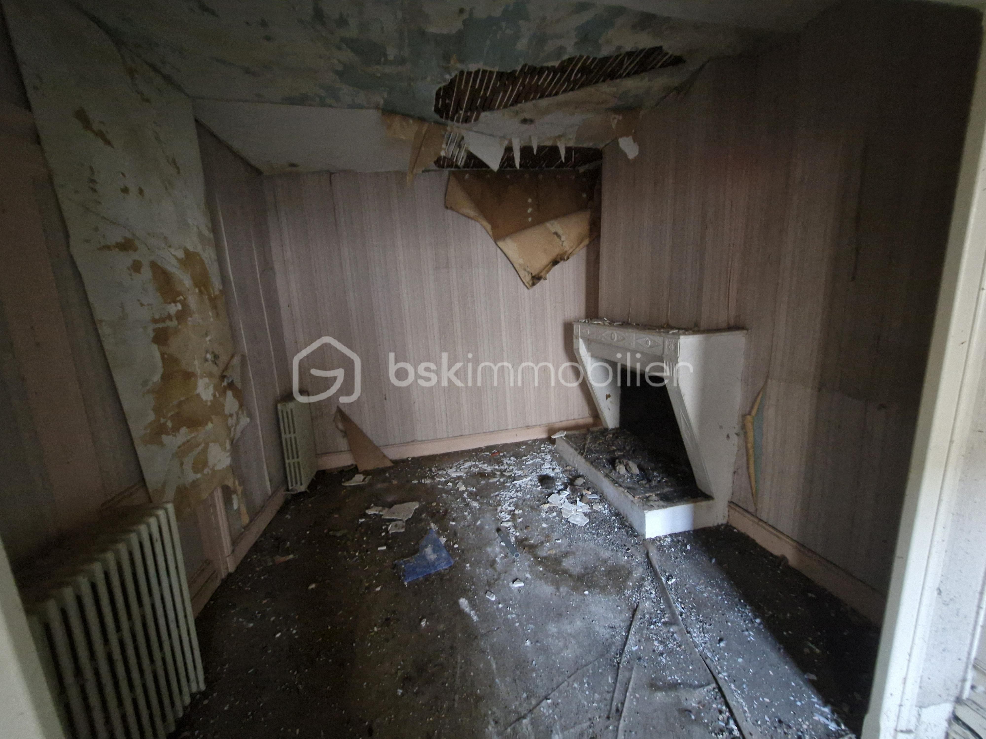 Immeuble commercial de 196 m² - 20251107_095739.jpg