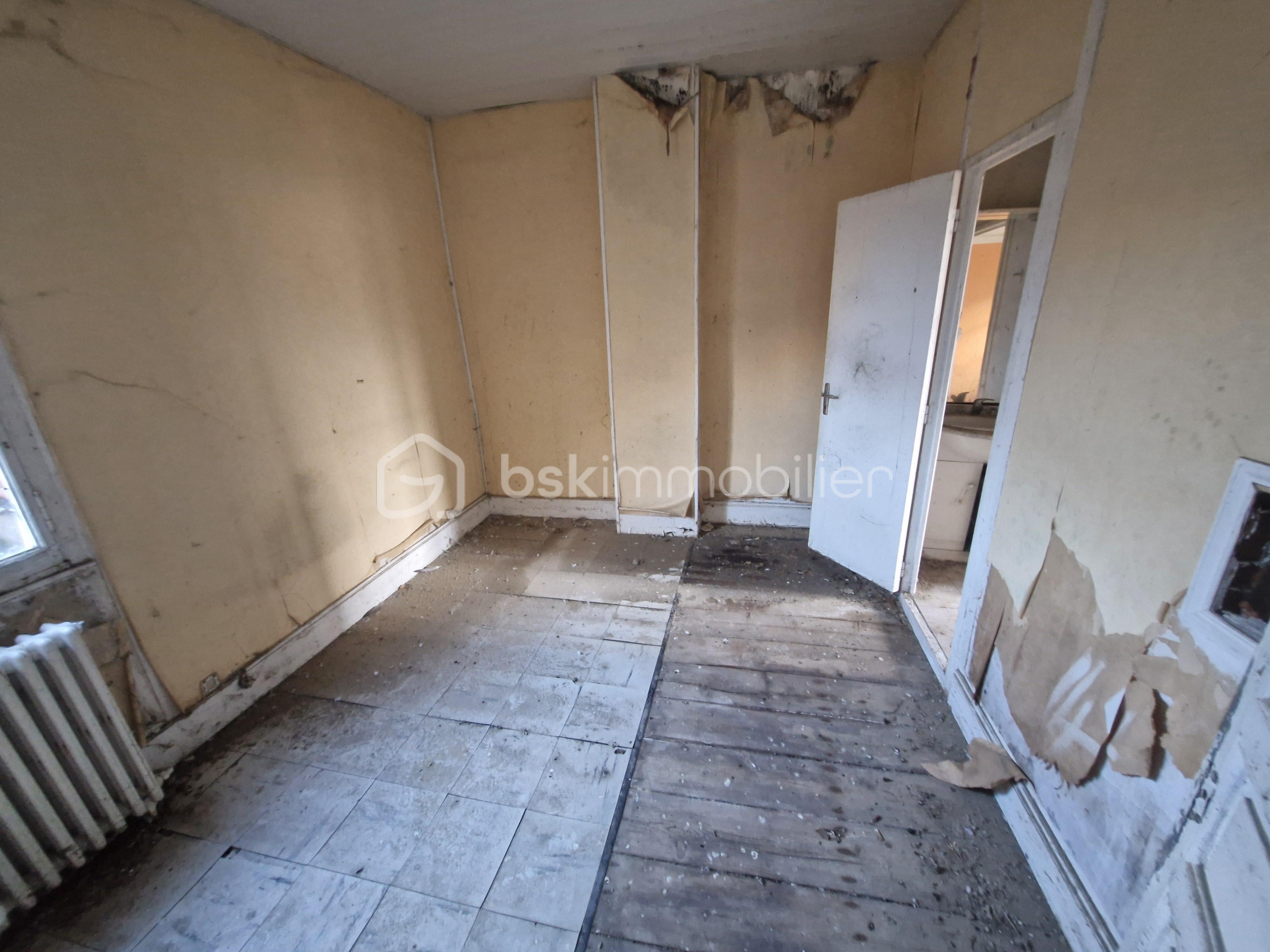 Immeuble commercial de 196 m² - 20251107_095955.jpg