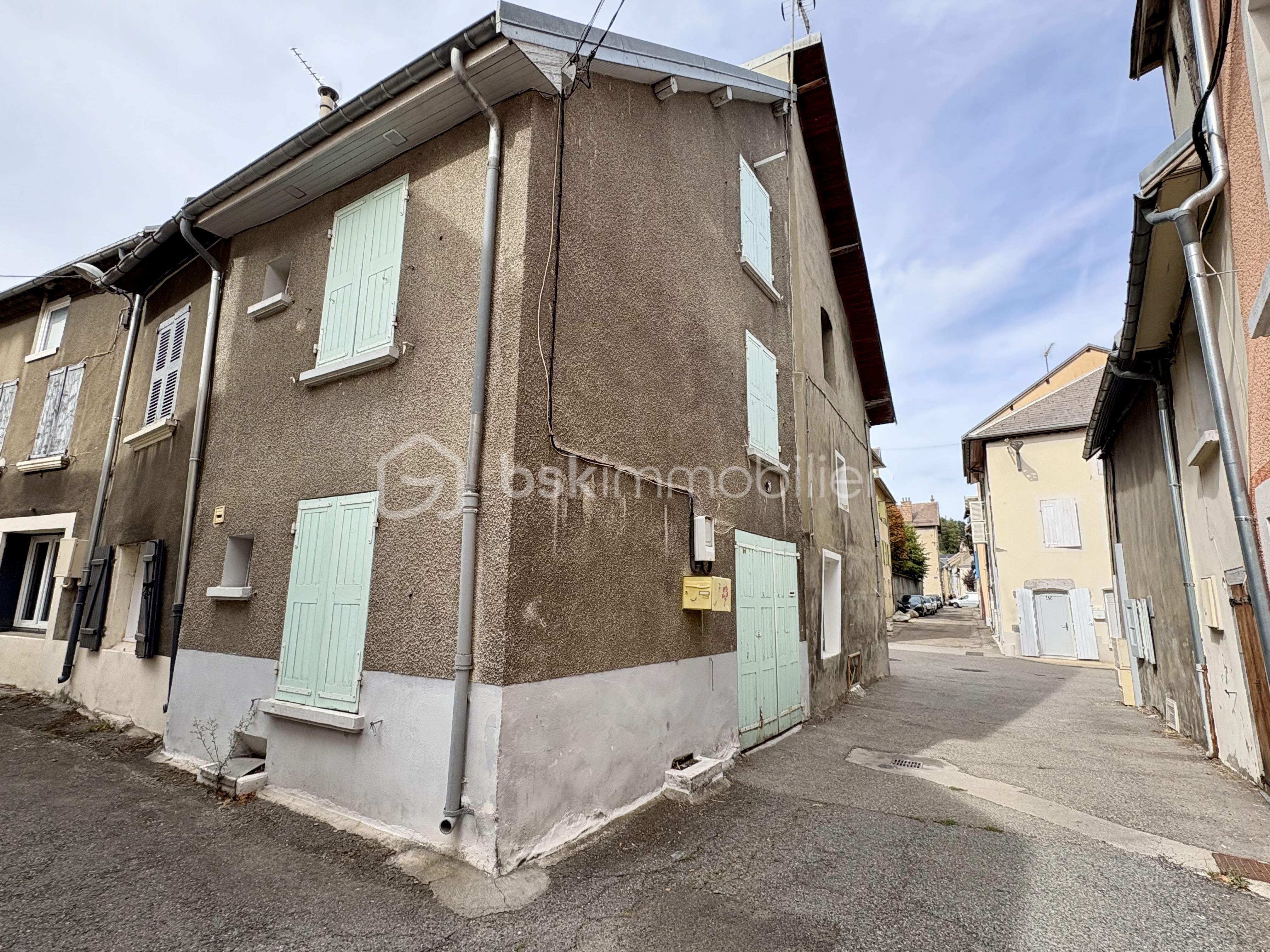 Maison 3 pièces 38 m² · à La Mure · 38 m² · 49 000 €