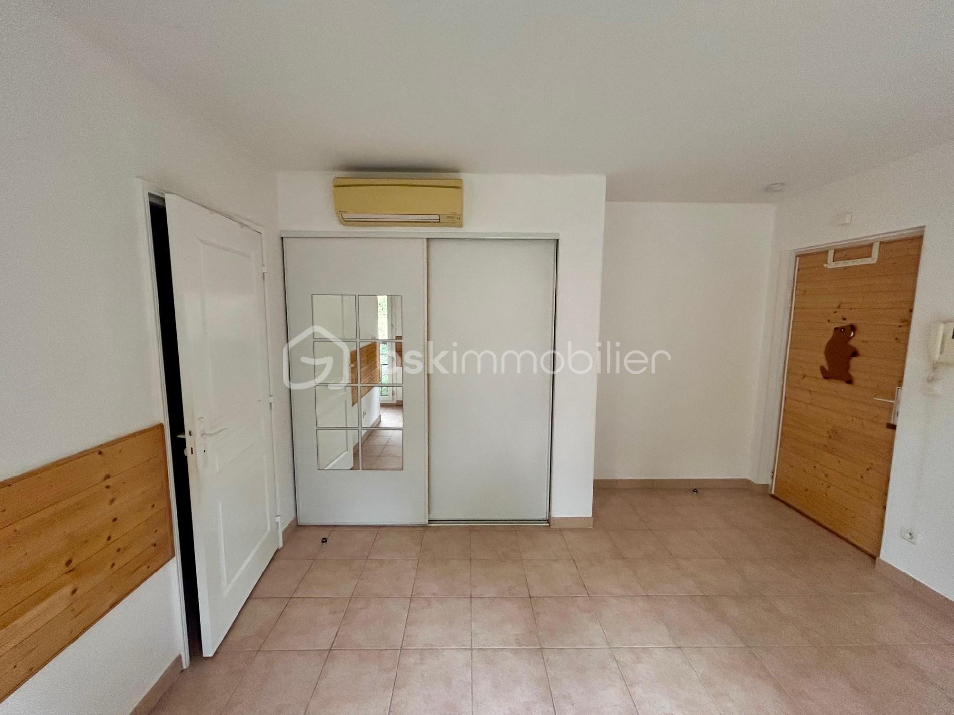 Appartement de 23,06 m² - thumbnail_IMG_6064.jpg