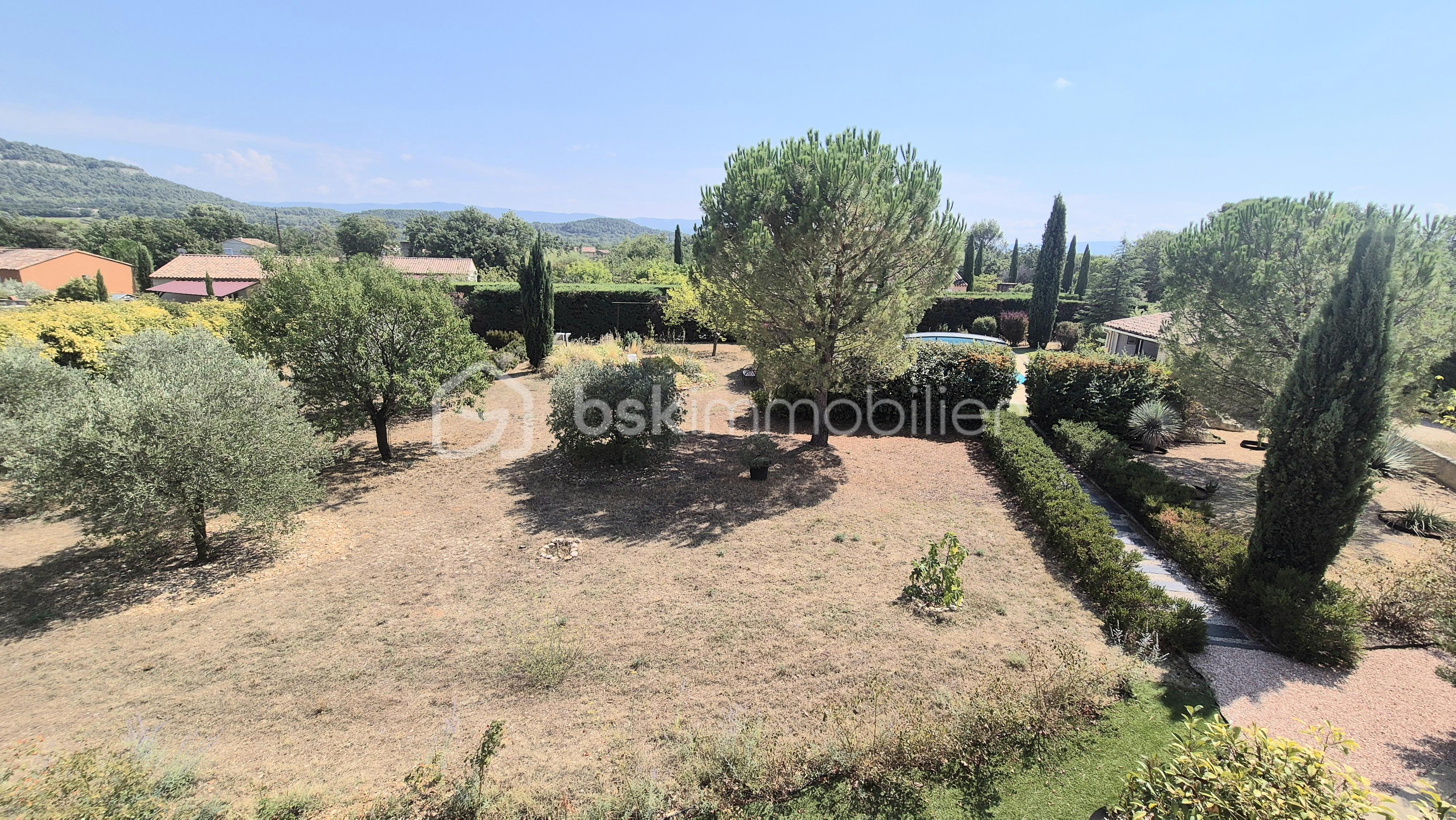 Maison de 252 m² - 20250821_151016.jpg