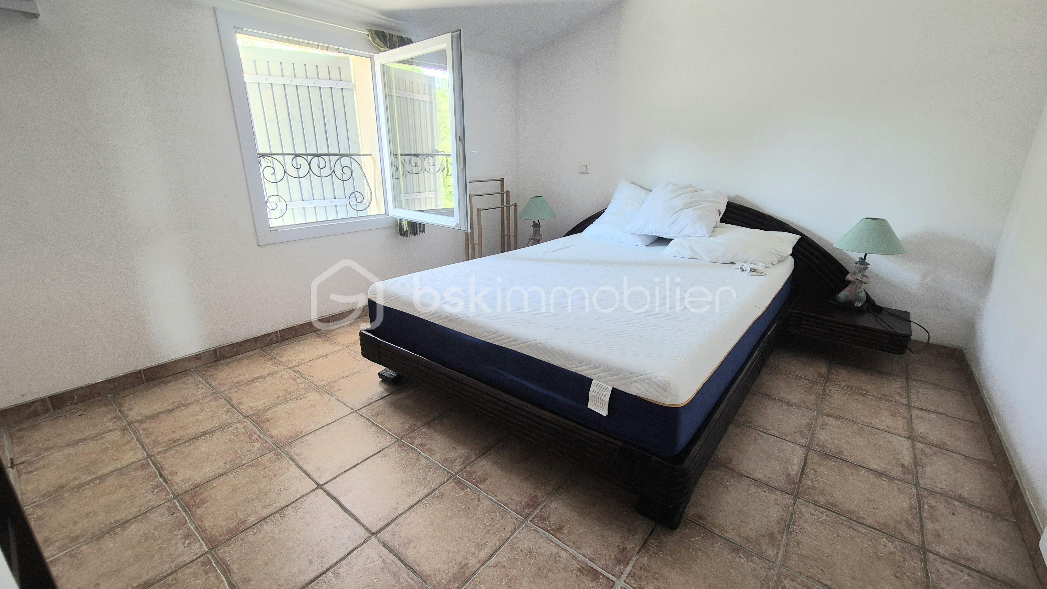 Maison de 252 m² - 20250821_151126.jpg