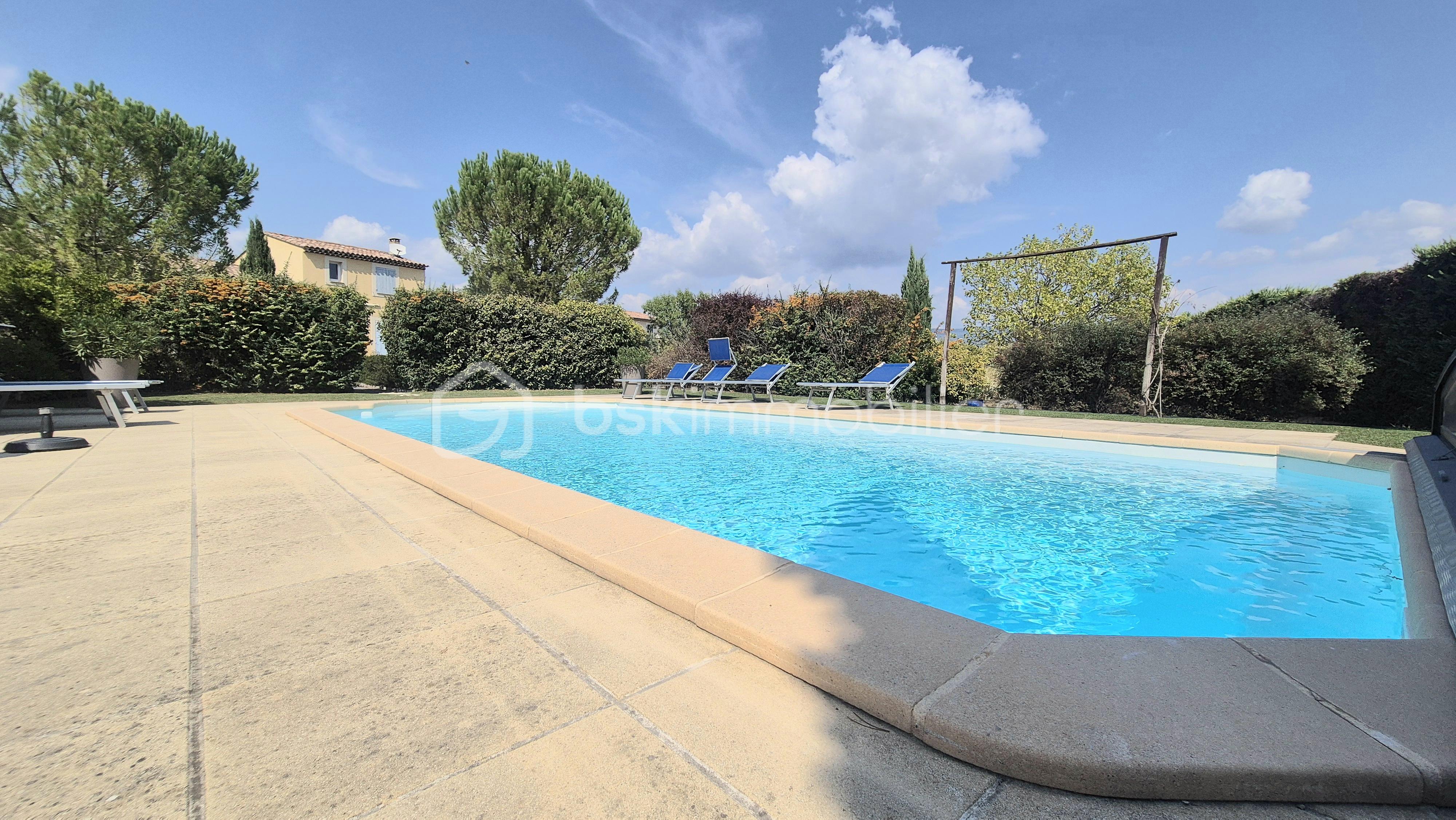 Maison de 252 m² - 20250821_152721.jpg