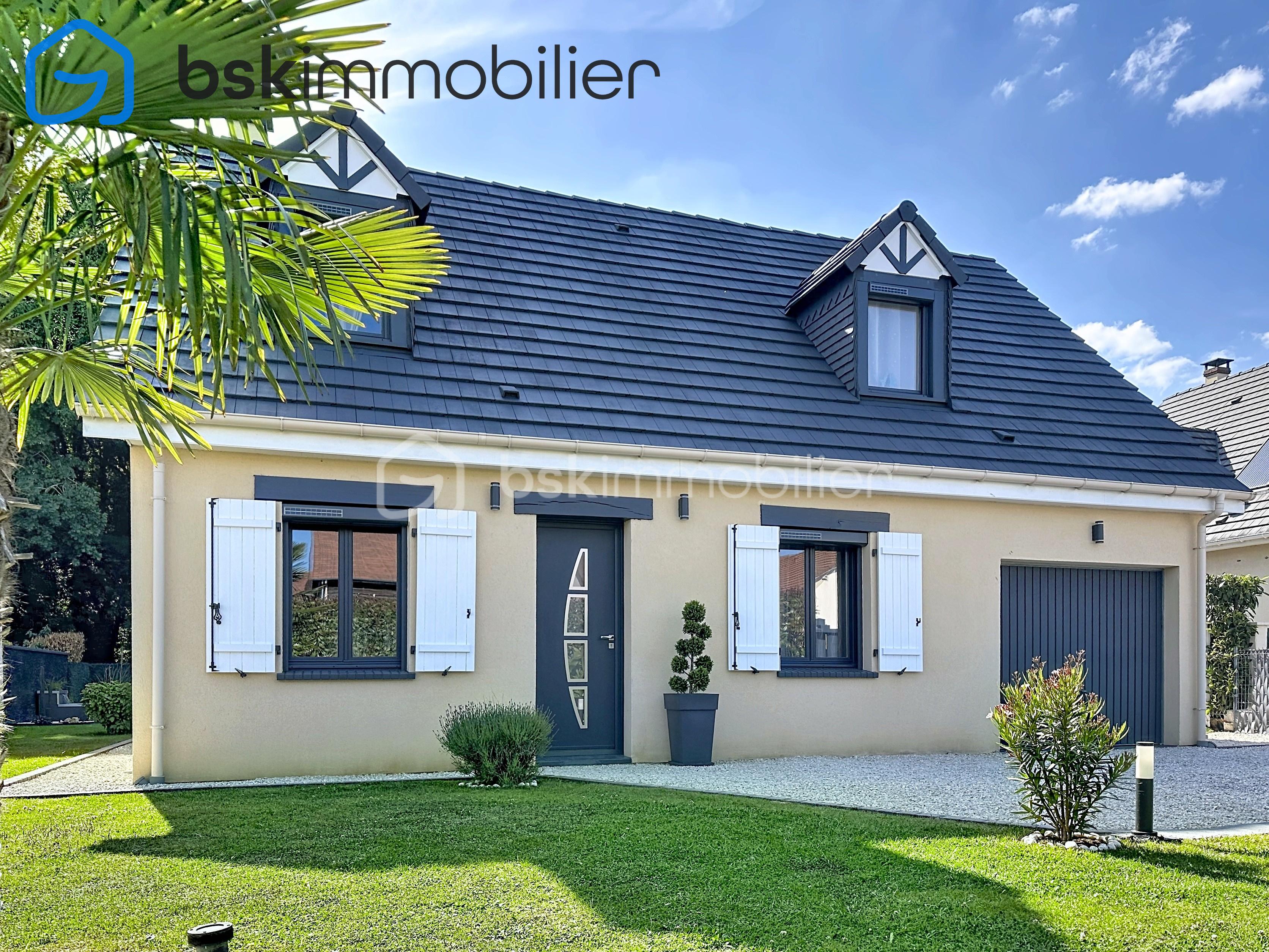 Maison 6 pièces 100 m² · à Saint-Étienne-du-Rouvray · 100 m² · 299 000 €