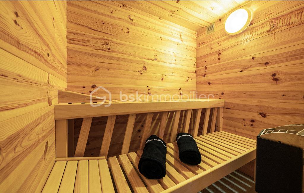 Maison de 147 m² - flg827_activity_02.jpg