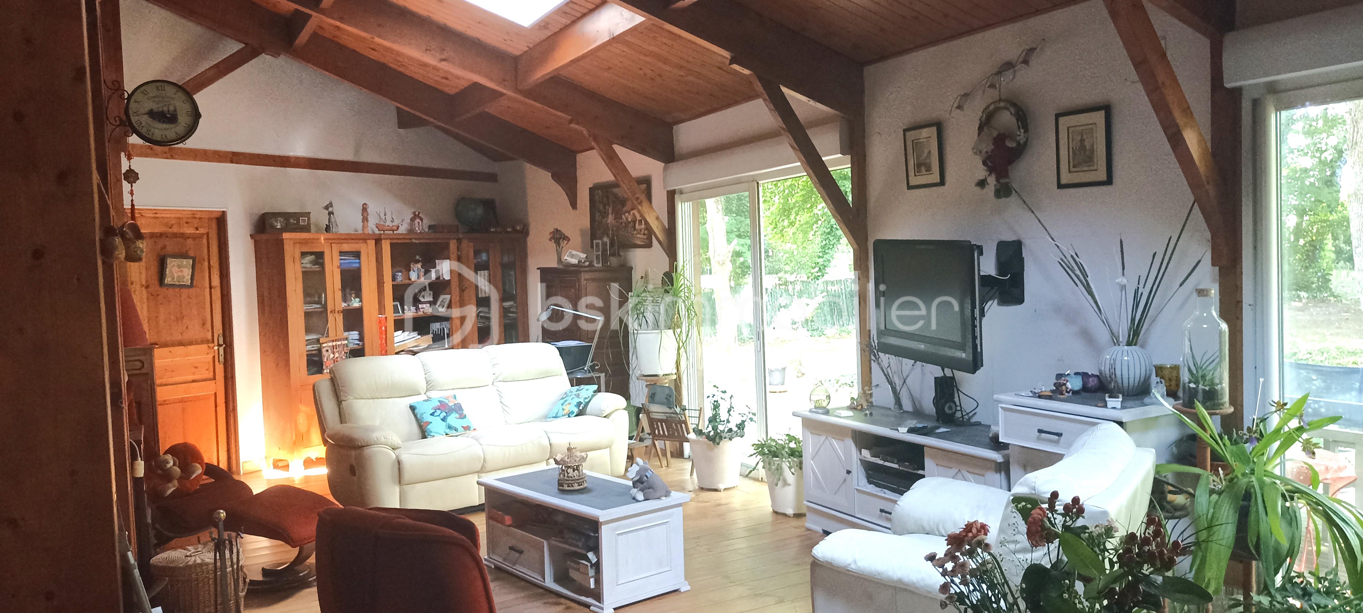 Maison de 133 m² - SALON1.jpg