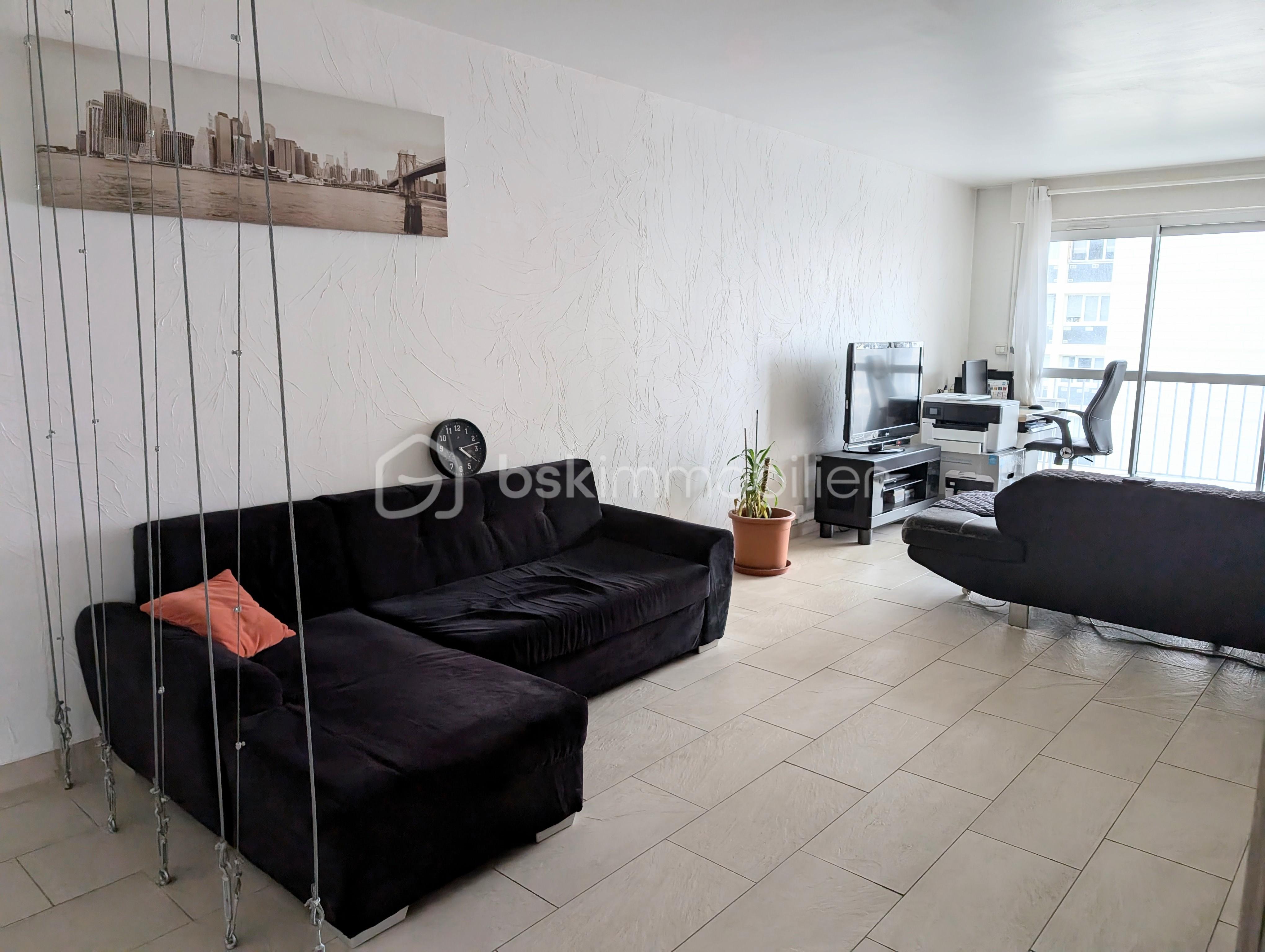 Appartement de 72,39 m² - PXL_20250224_151130534.NIGHT~2.jpg