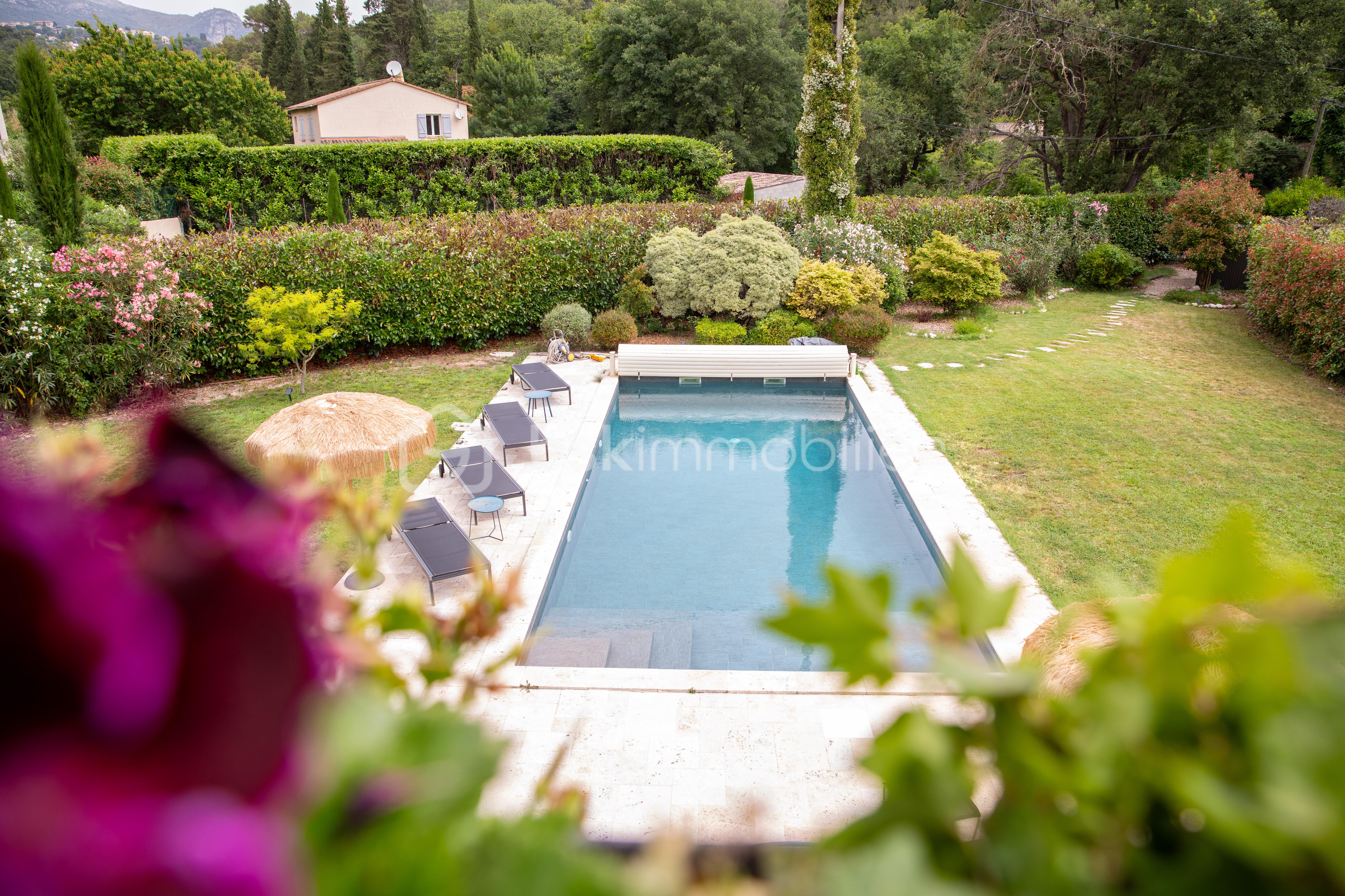 Maison de 262 m² - PISCINE 2.jpg