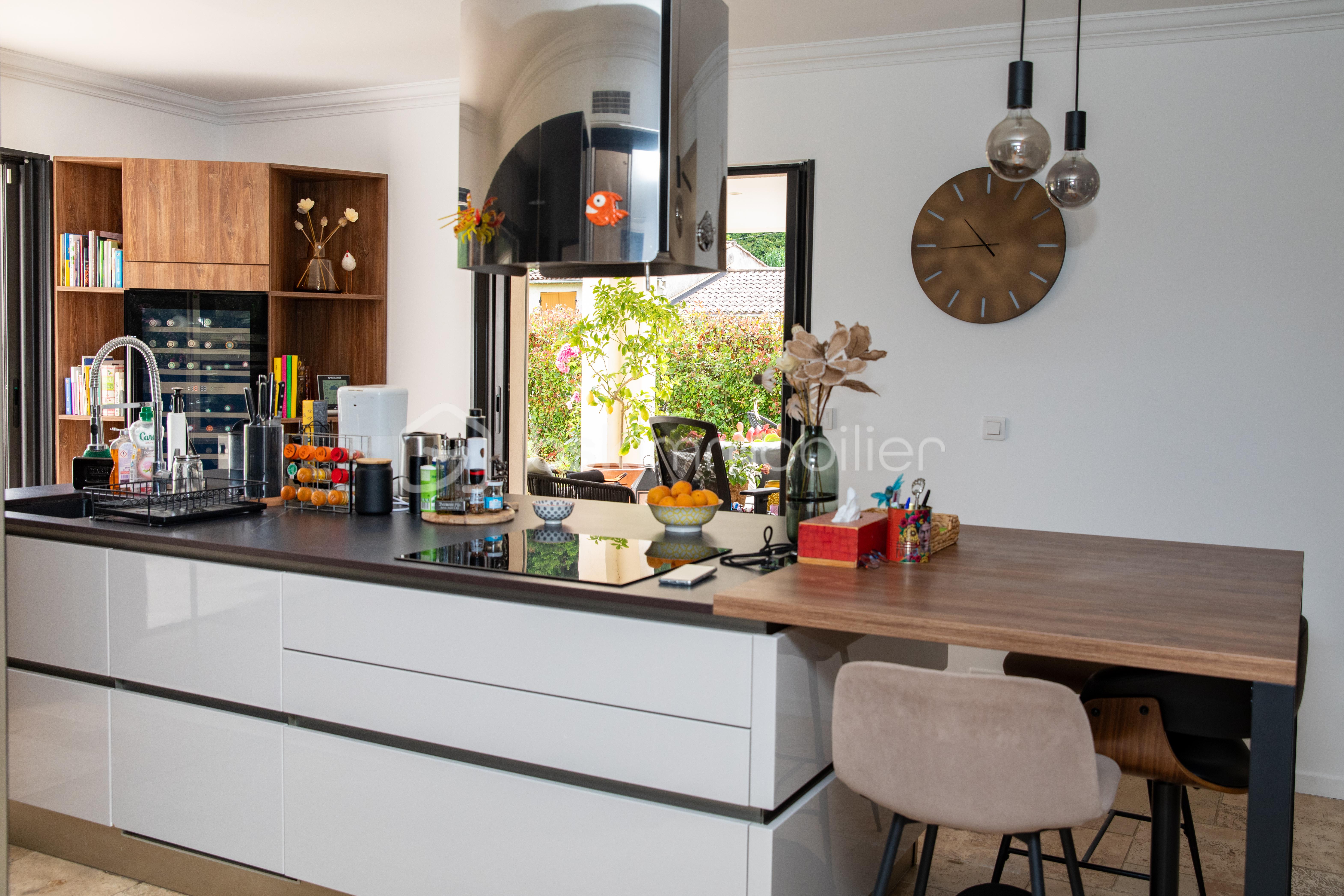 Maison de 262 m² - CUISINE 2.jpg