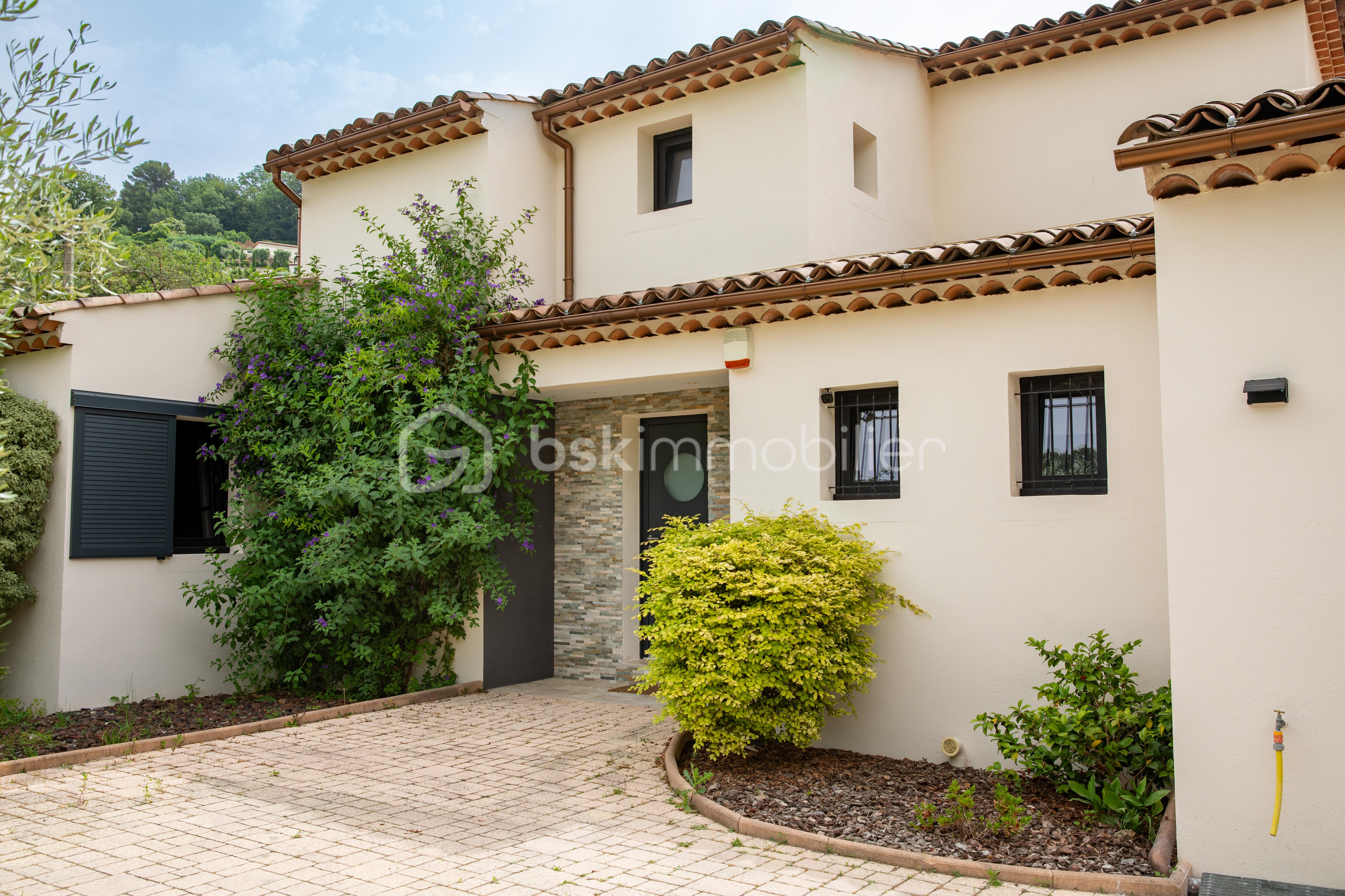 Maison de 262 m² - MAISON ENTREE.jpg
