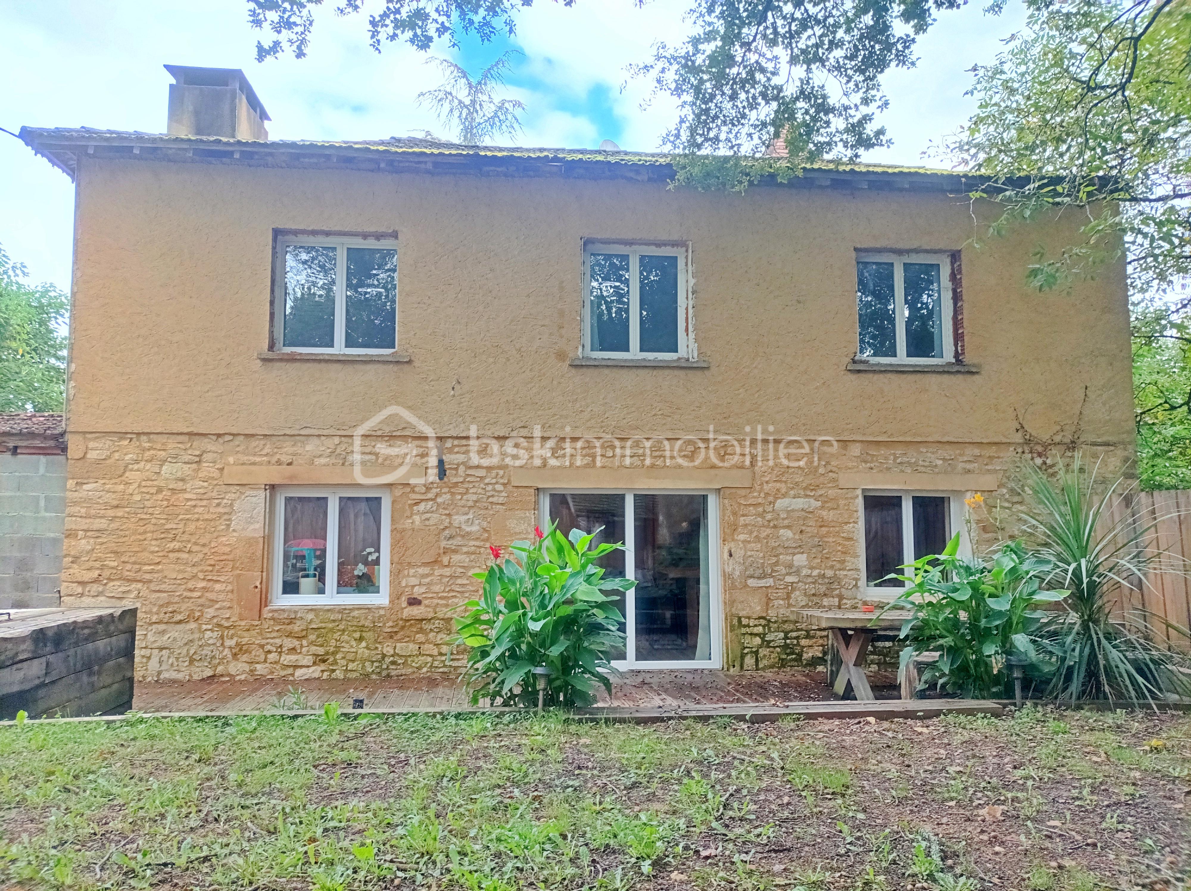 Maison de 123,70 m² - EXT.jpg