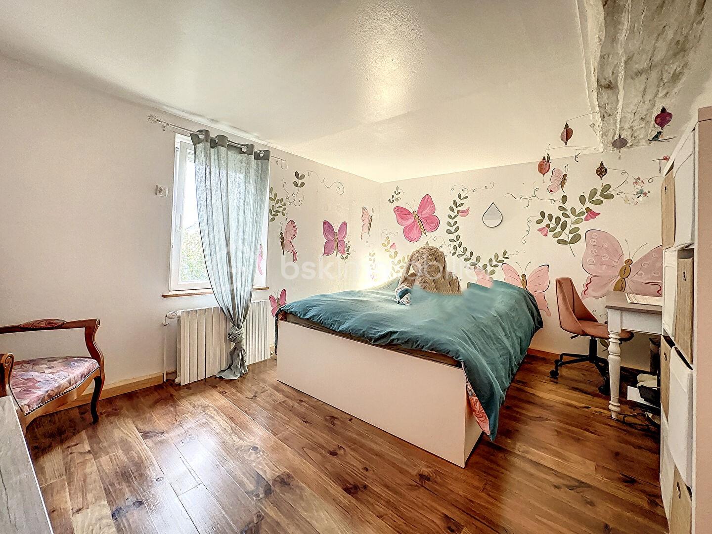 Maison en pierre de 90 m² - CHAMBRE 2.jpg