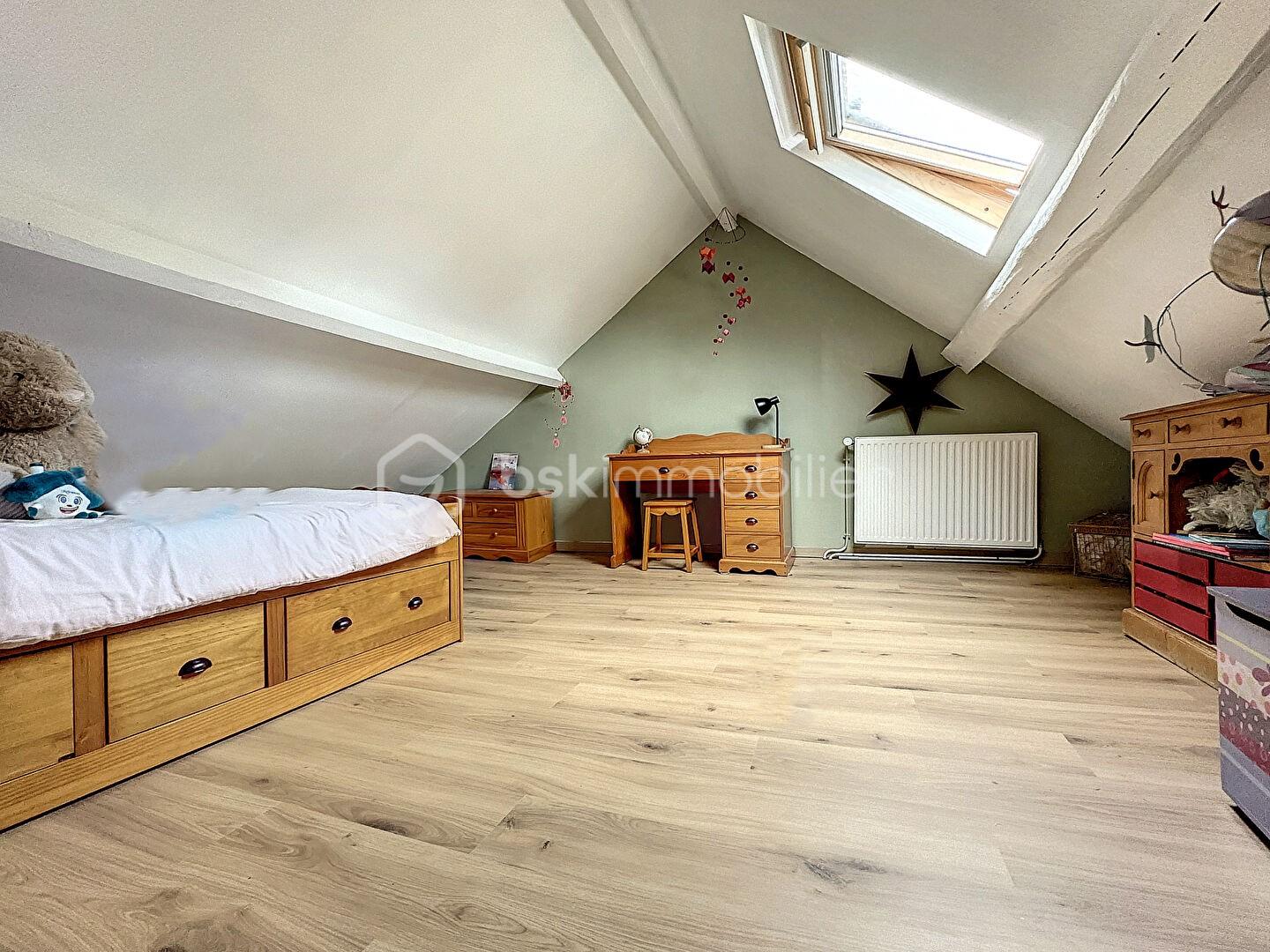 Maison en pierre de 90 m² - CHAMBRE 3.jpg