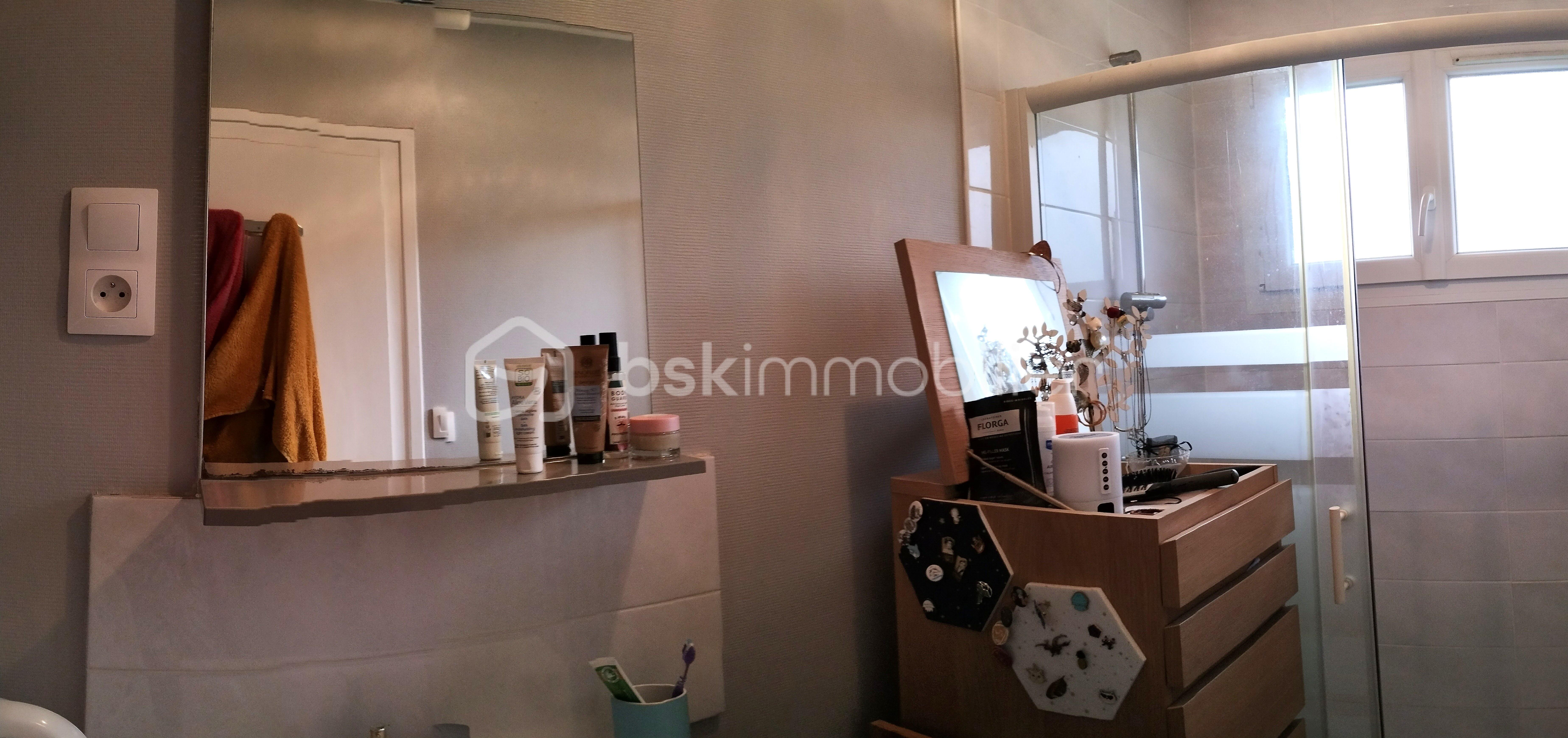 Appartement de 33 m² - Salle d'eau.jpg