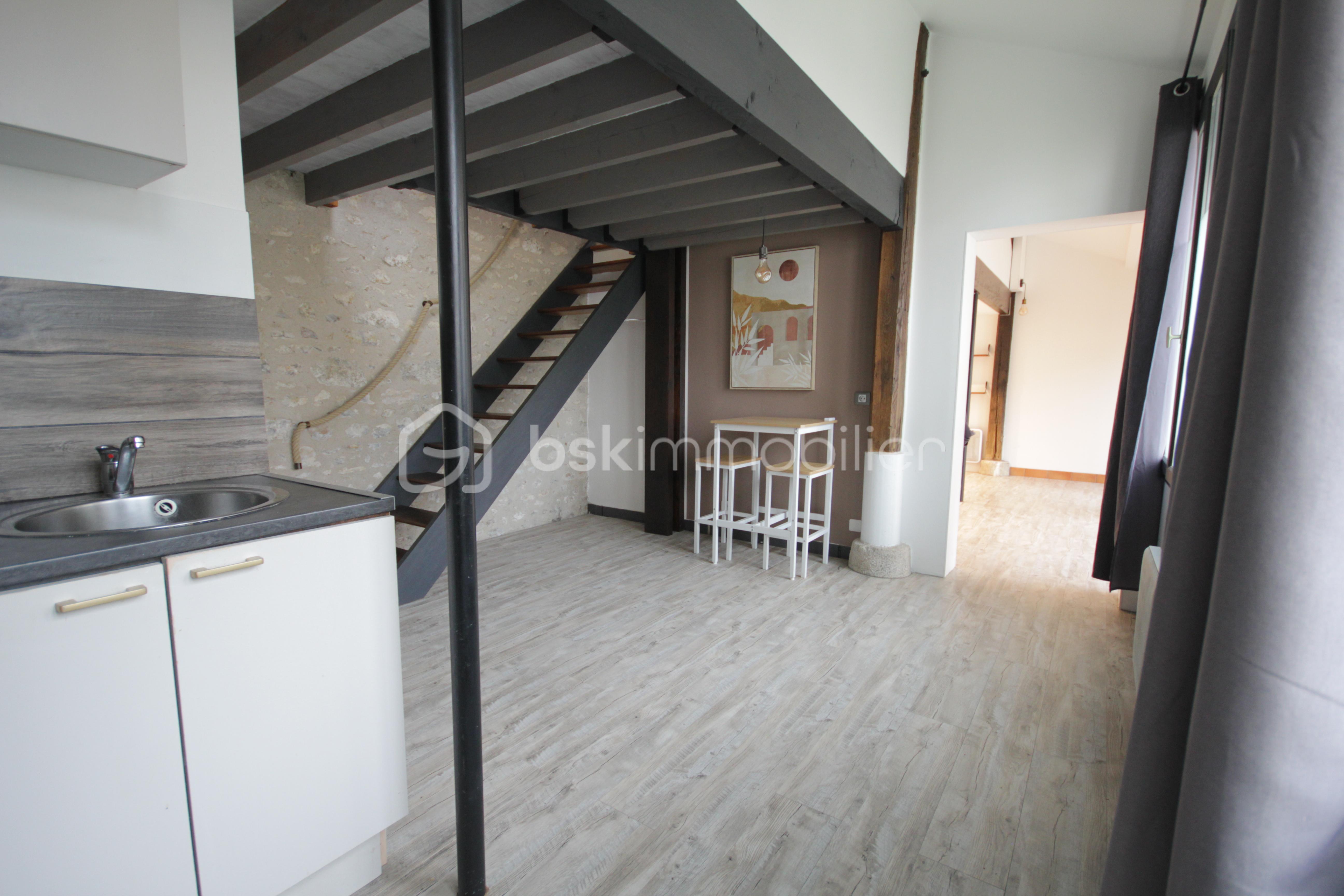 Duplex de 55 m² - cuisine+entrée.JPG