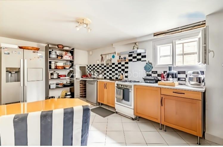 Maison ancienne de 200 m² - 19305.jpg