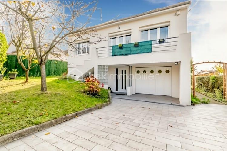 Maison ancienne de 200 m² - 19299.jpg