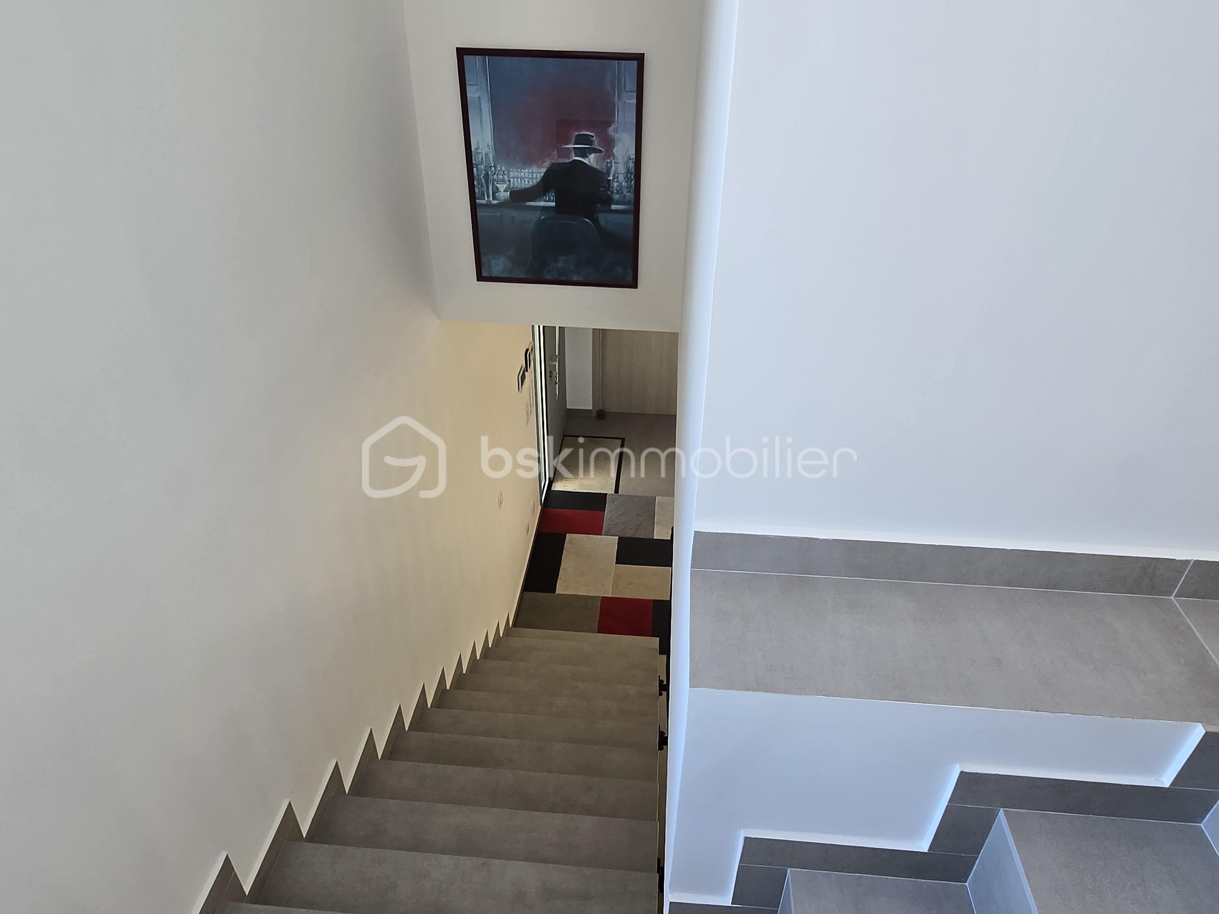Maison contemporaine de 131 m² - ESCALIER (2).jpg