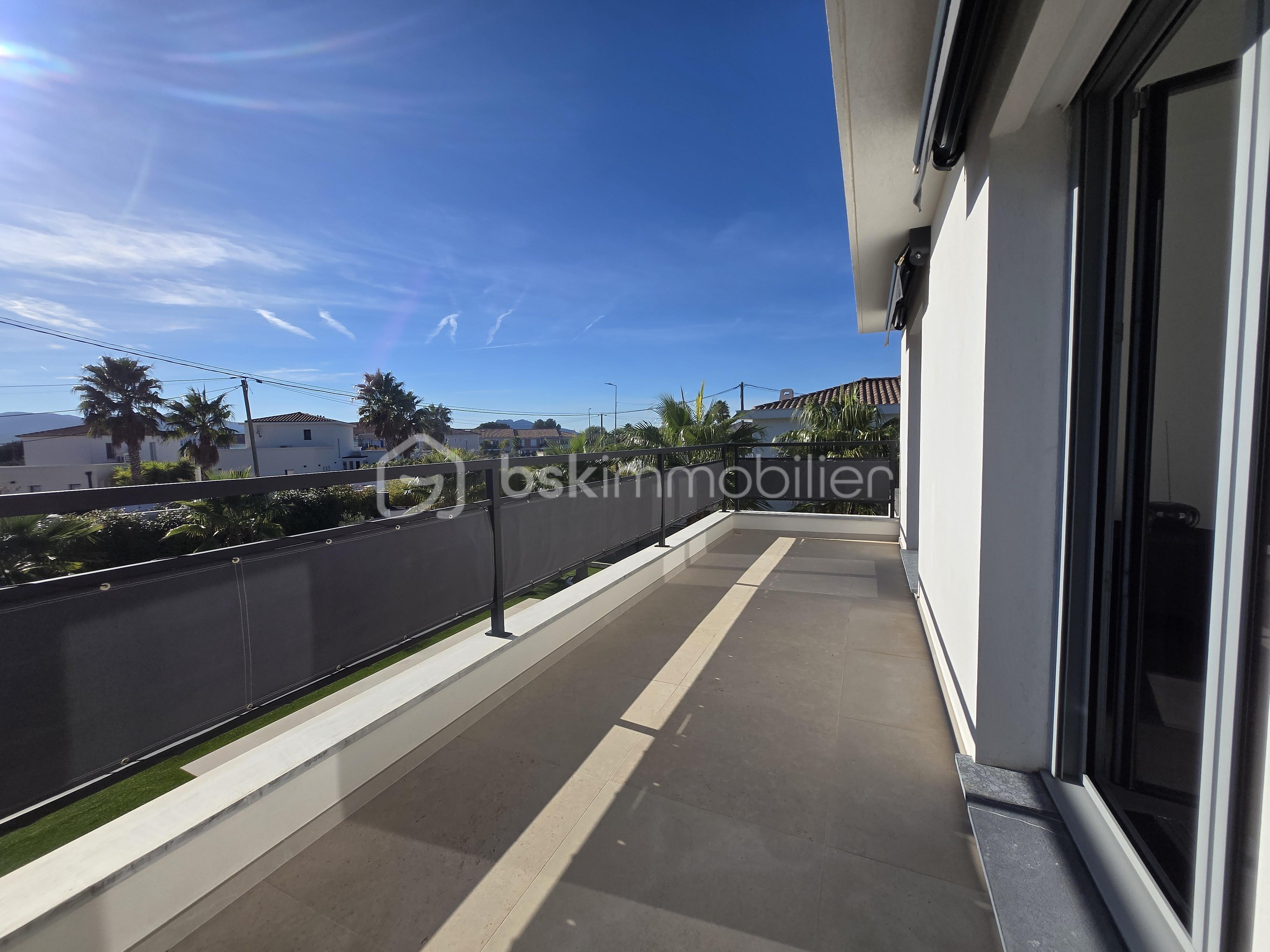 Maison contemporaine de 131 m² - TERRASSES CHAMBRES (2).jpg