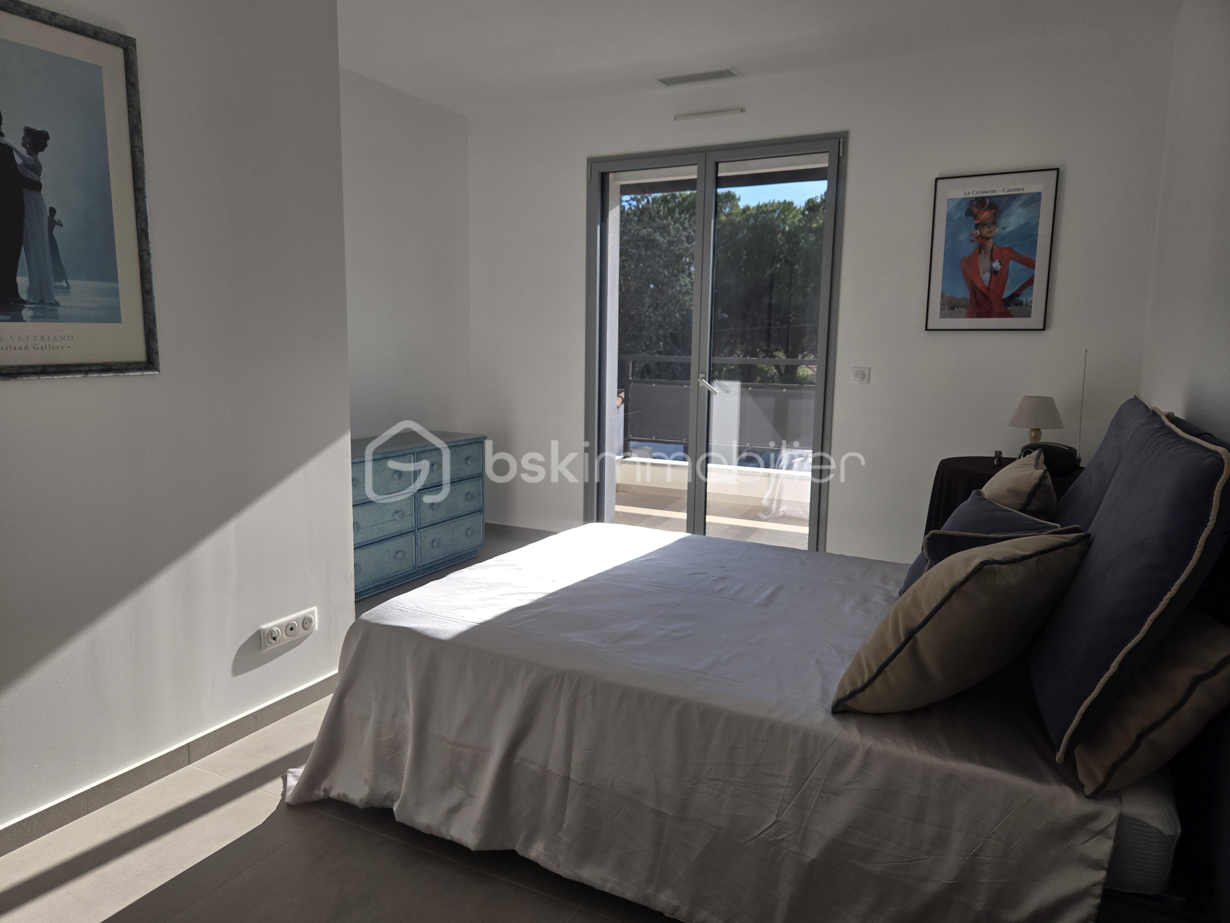 Maison contemporaine de 131 m² - CHAMBRE BLEU.jpg