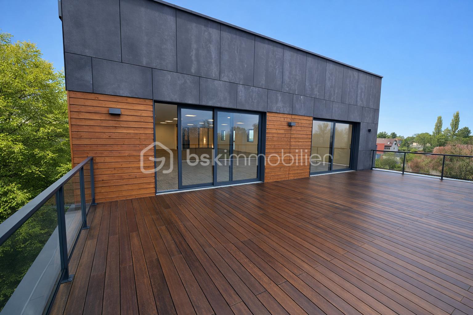 Local commercial de 1 383,22 m² - ChatGPT Image 4 févr. 2026, 07_30_50.png