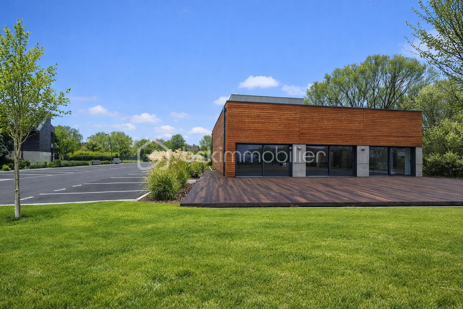 Local commercial de 1 383,22 m² - ChatGPT Image 4 févr. 2026, 07_32_16.png