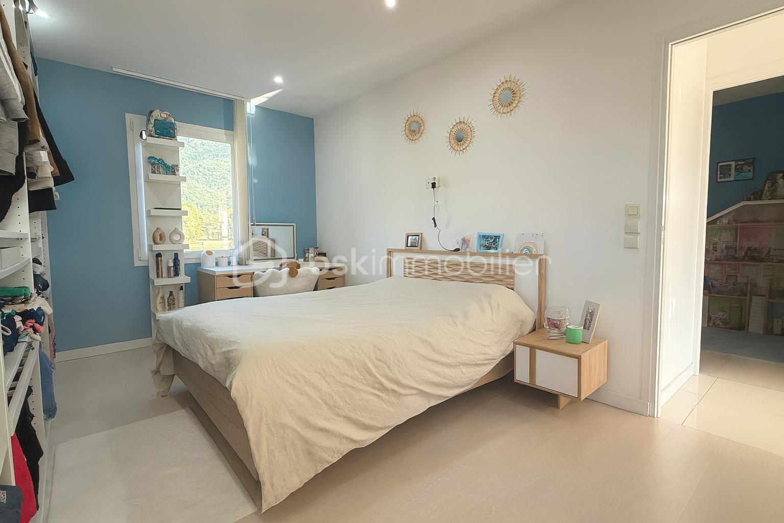 Maison de 166 m² - c97979e2-f939-4bfa-a9e2-afe11a8fcc19.png