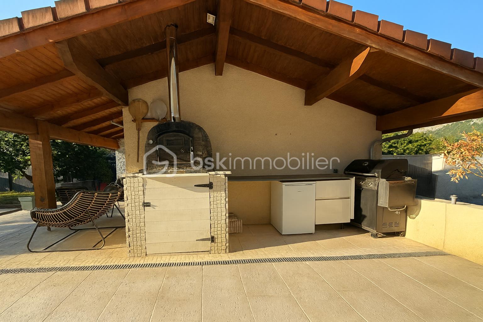 Maison de 166 m² - 006d688e-fc9a-4b90-a715-f3c111152124.png