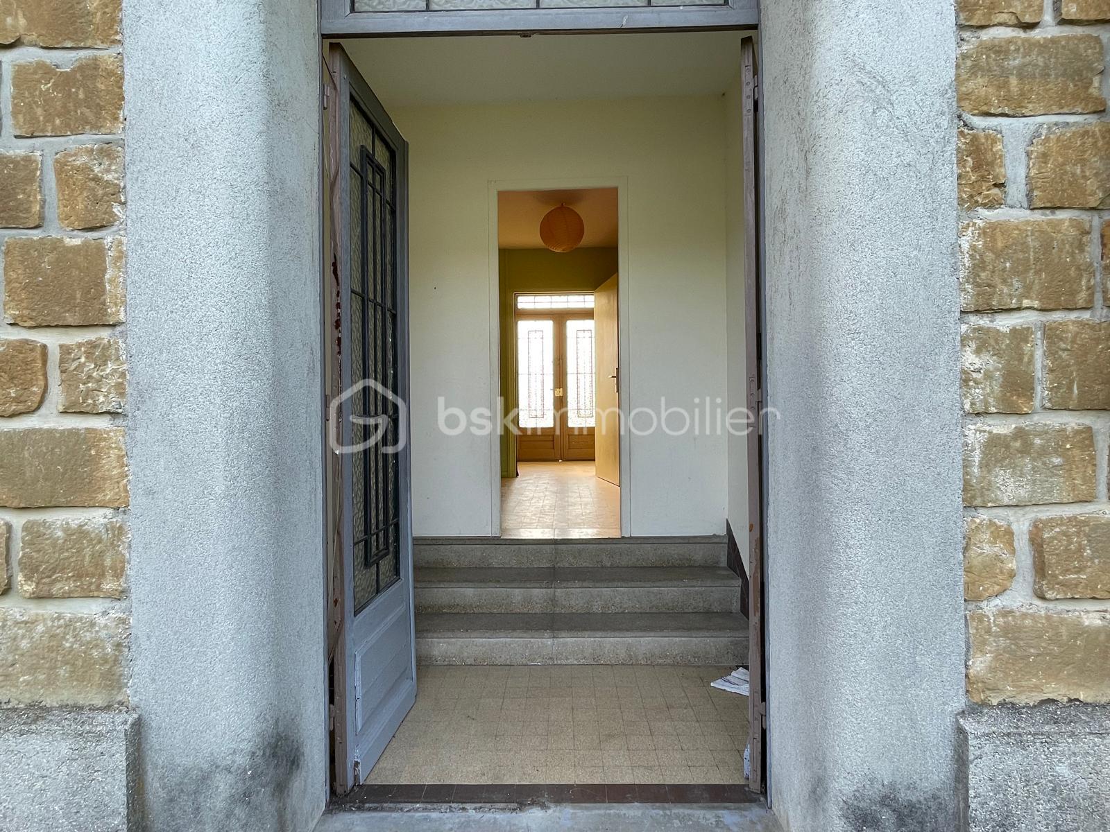 Maison de 165,84 m² - 1767033915691.jpg