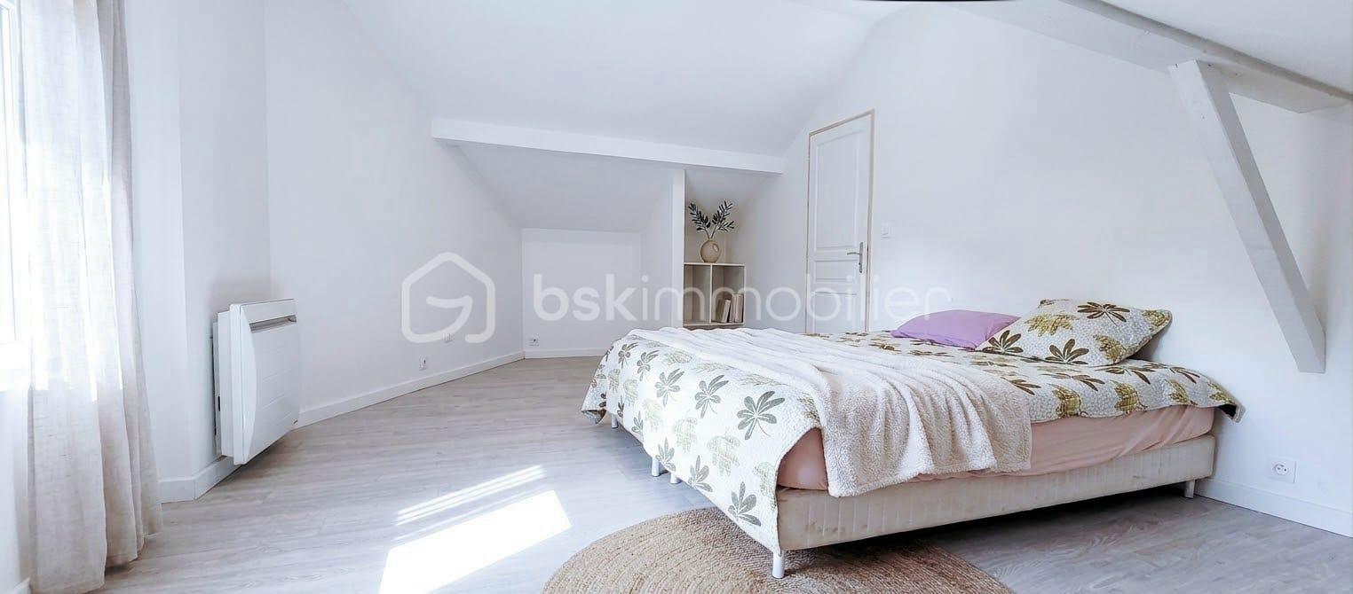 CHAMBRE HAUT.jpeg