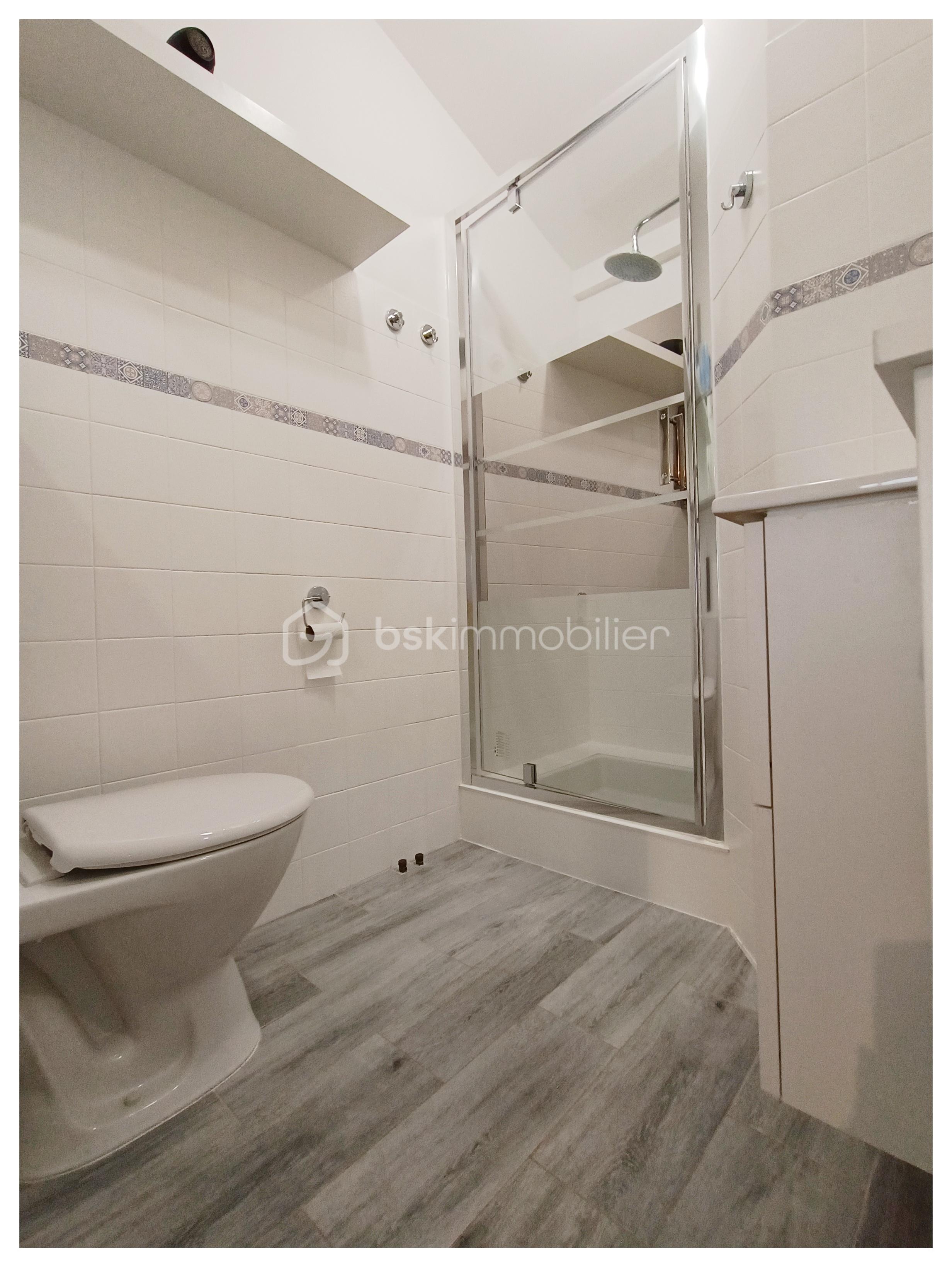 Appartement de 29,69 m² - N°16 Salle d'eau.jpeg