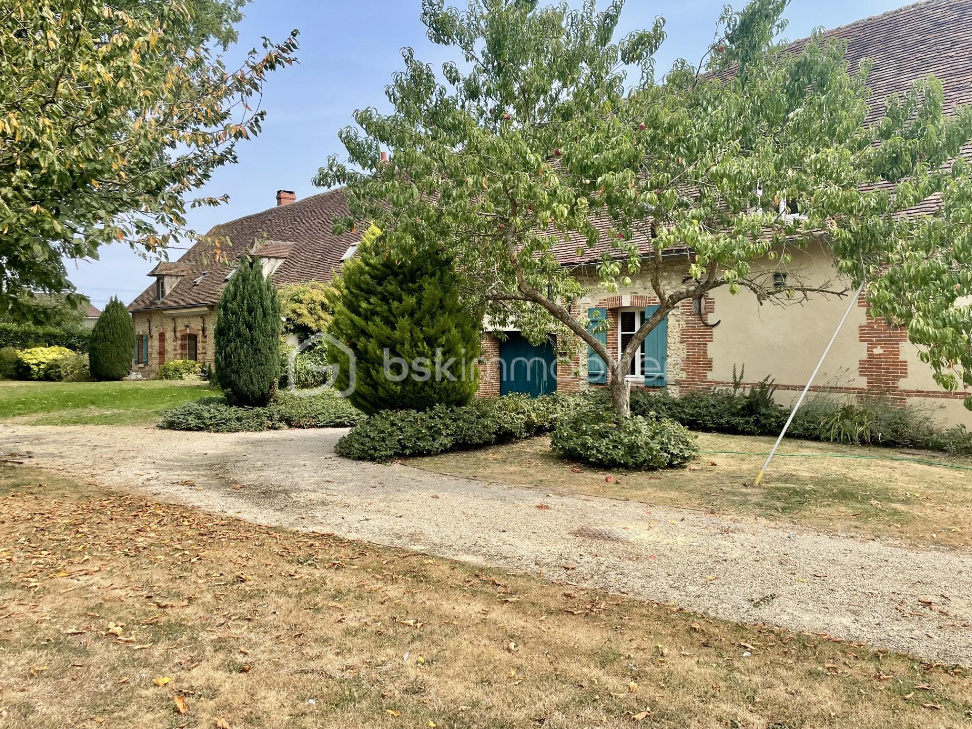 Maison de 293 m² - PHOTO 2.jpg