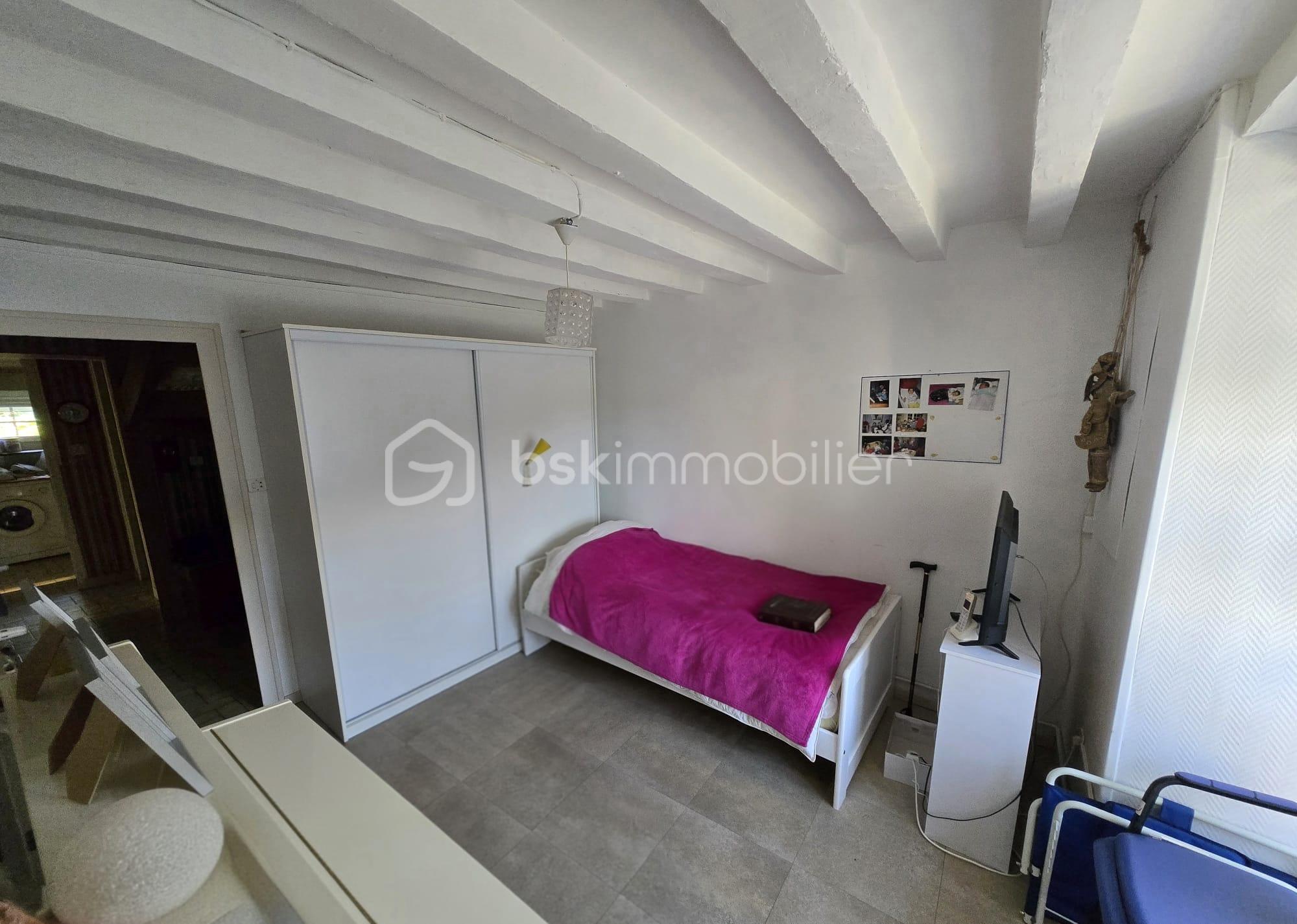 Maison en pierre de 195 m² - IMG-20251015-WA0013.jpg