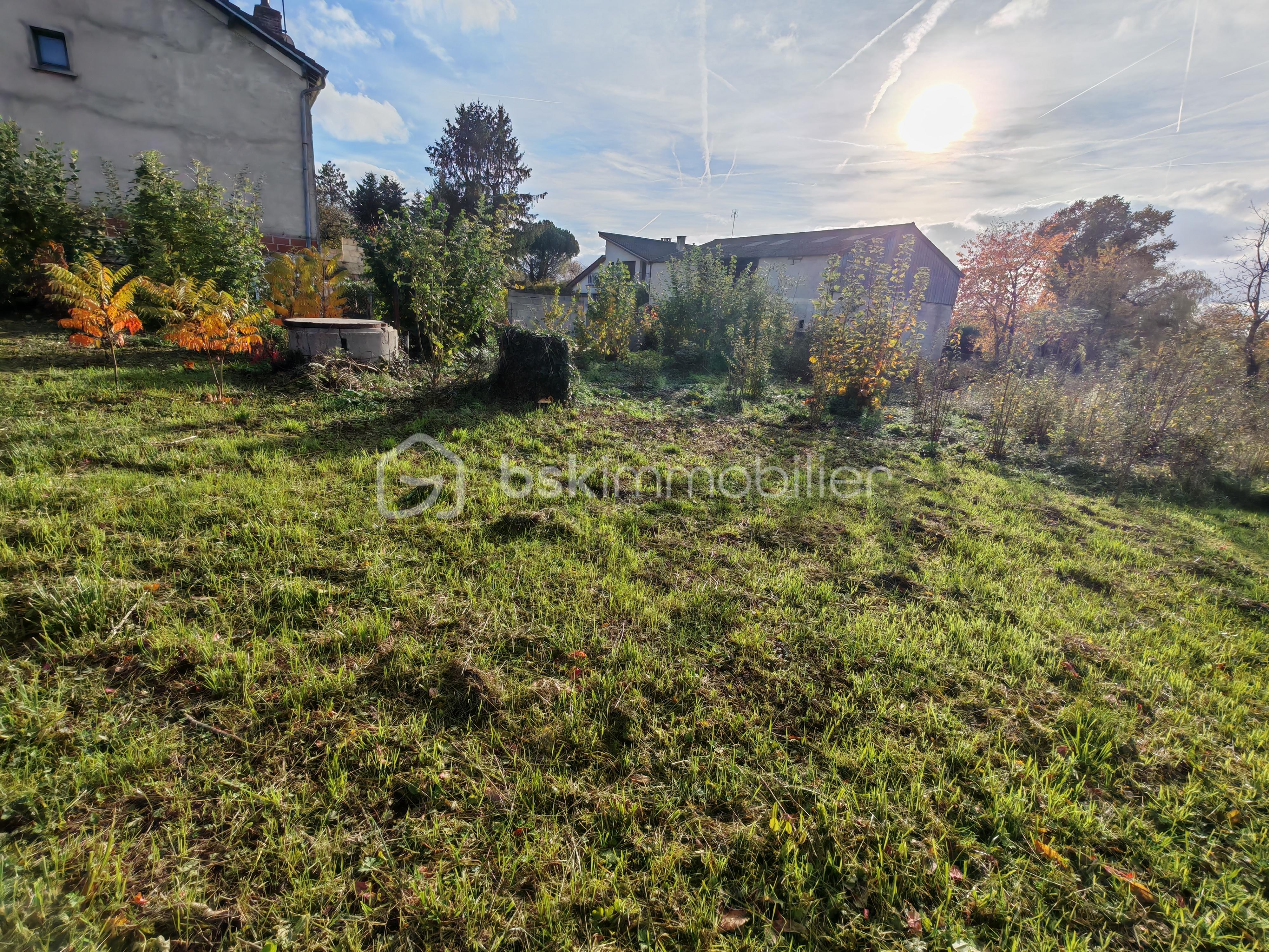 Terrain de 1 761 m²