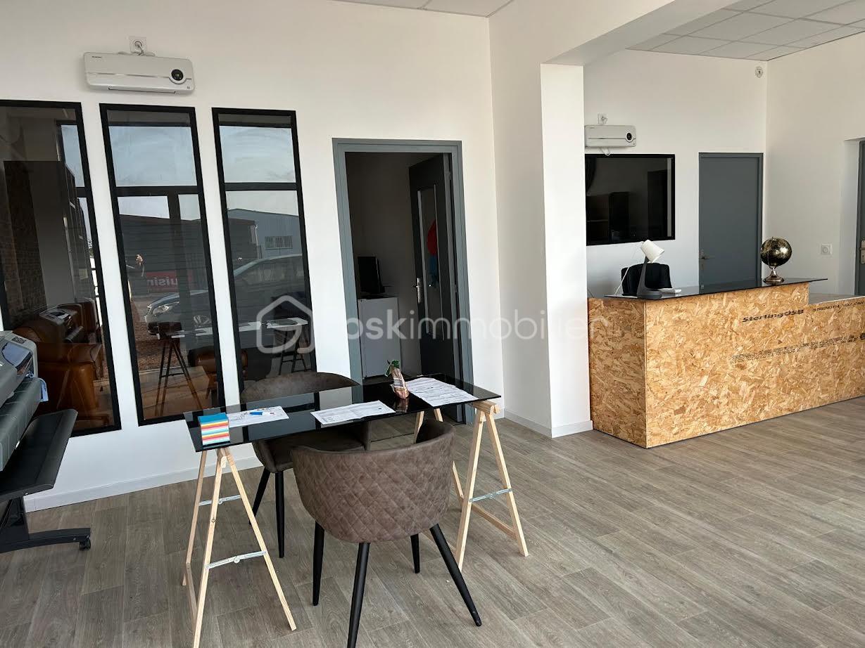 Bureau de 750 m² - 0.jpg