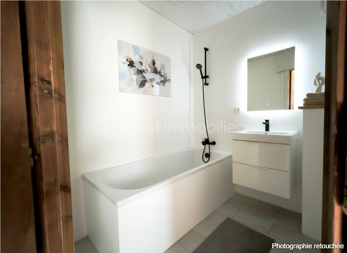 salle de bains retouchées.png