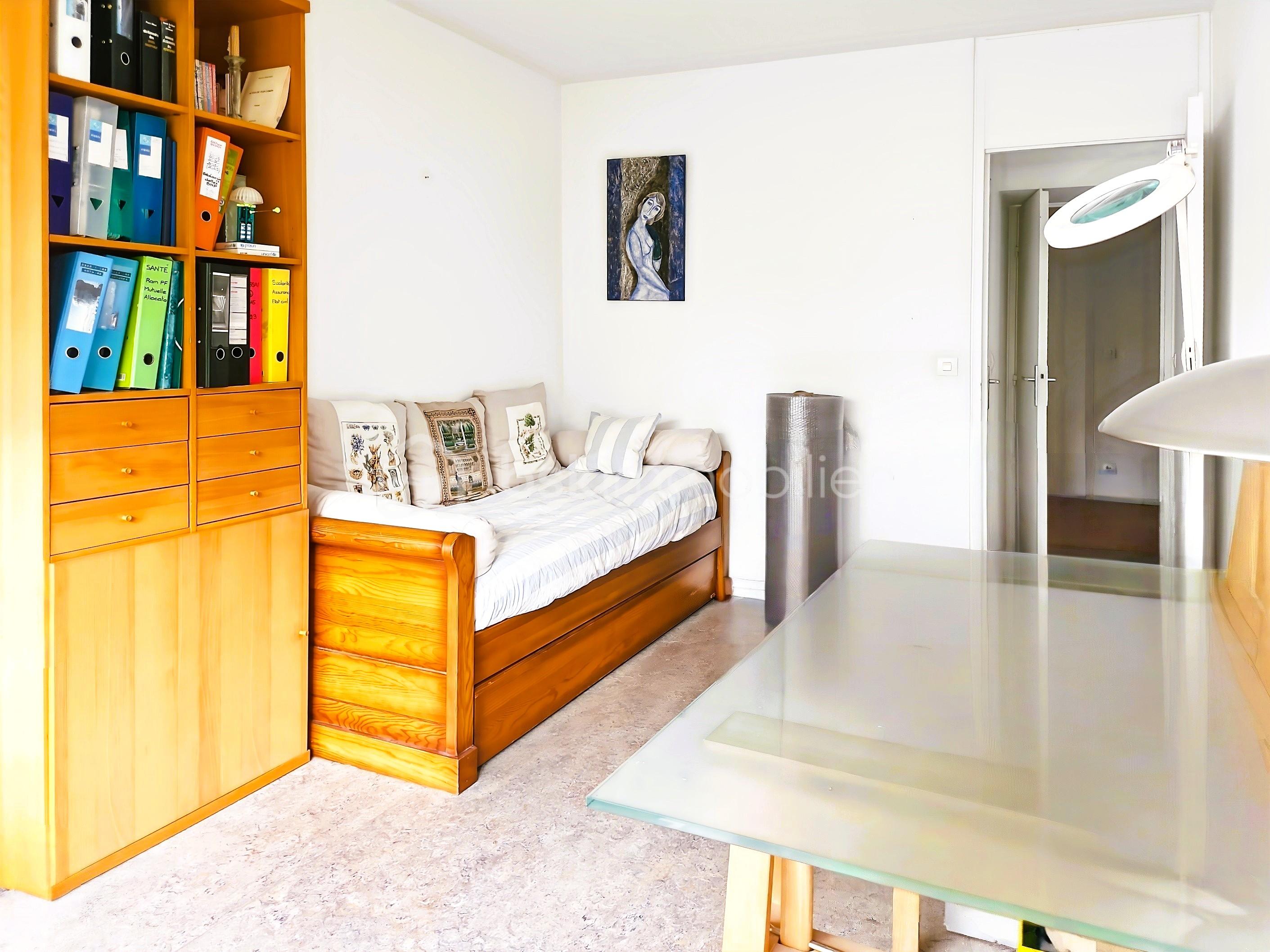 Chambre 2Bis.jpg