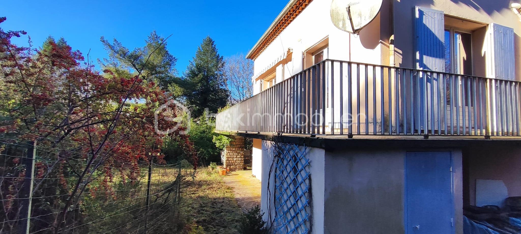 Maison traditionnelle de 154 m² - 1000052204.jpg