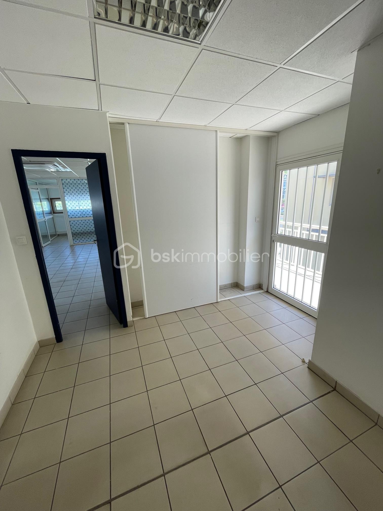 Bureau de 98 m² - IMG_0080.jpg