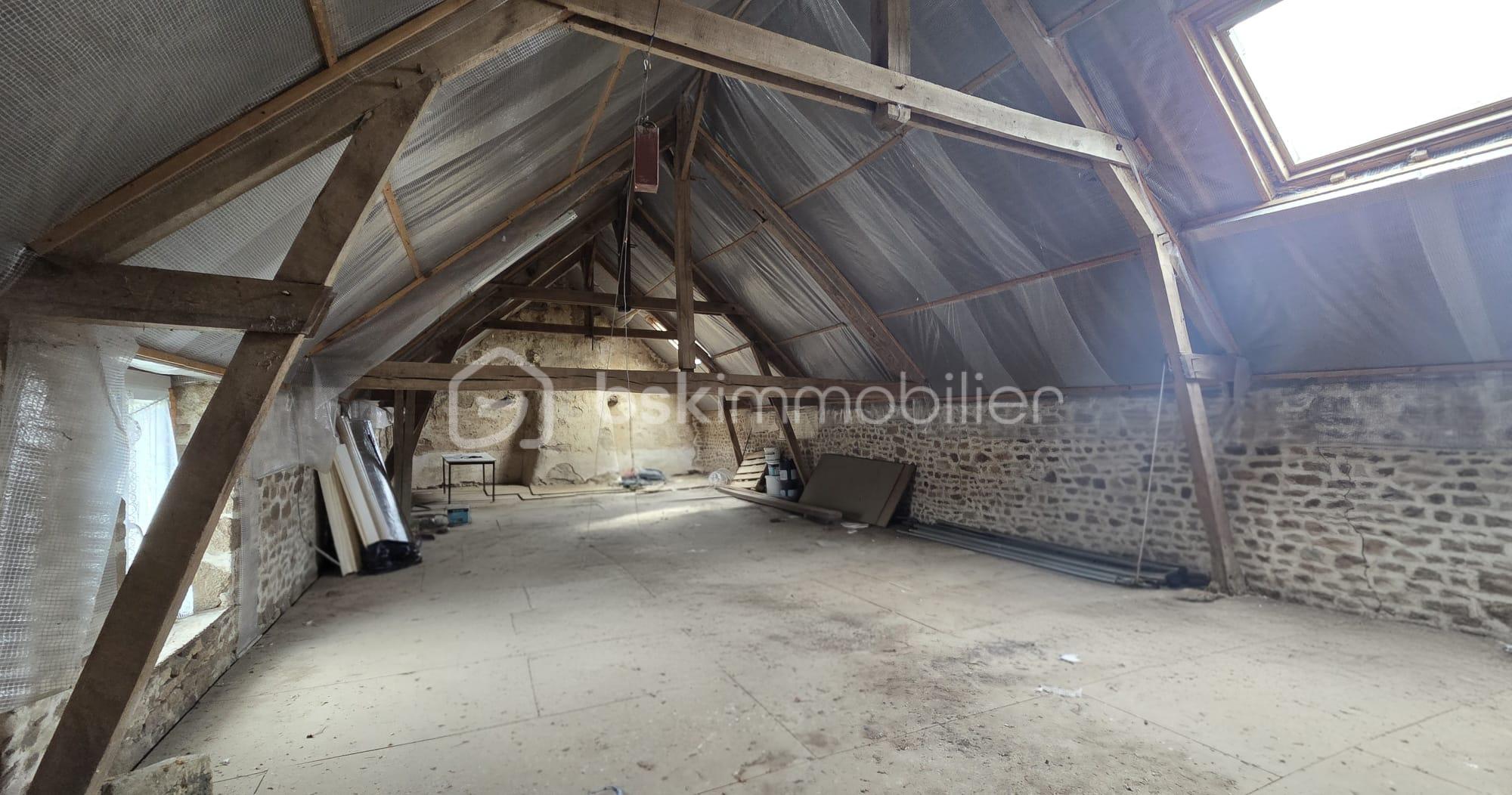 Maison longere de 121 m² - WhatsApp Image 2025-10-09 à 11.35.24_210dad85.jpg