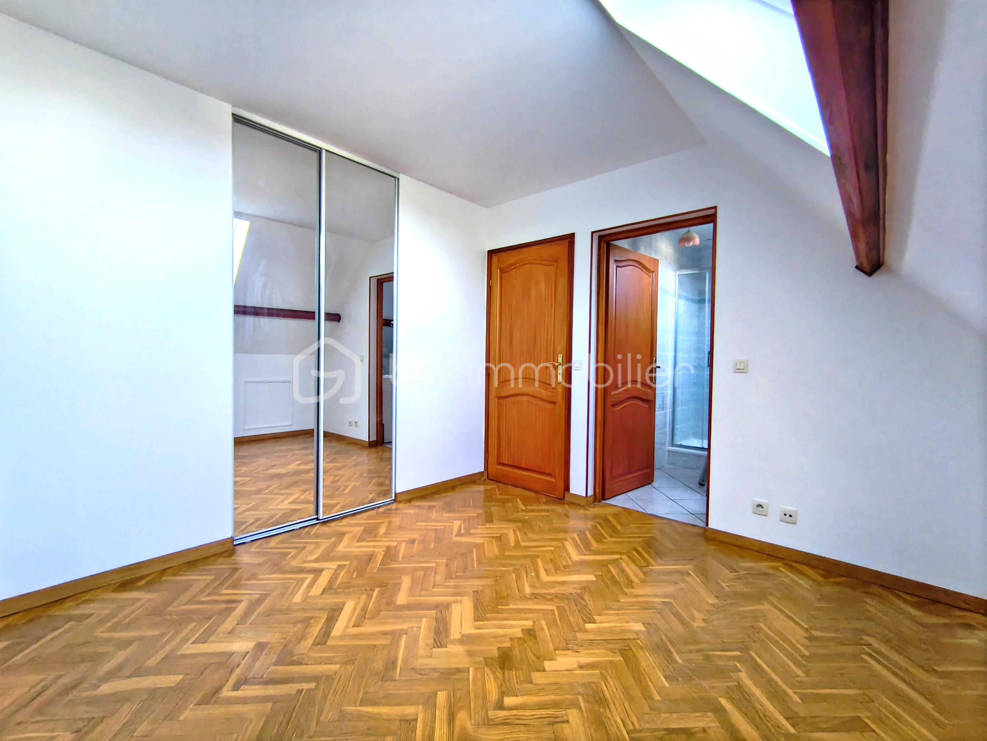 CH SUITE 8.jpg