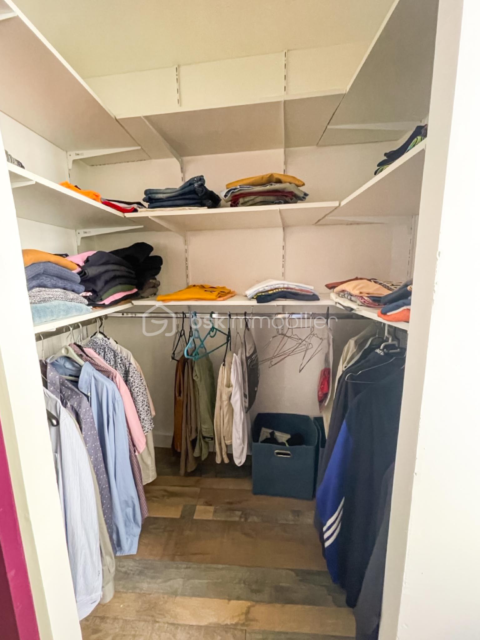 appartement-t4-cournonterral-dressing-chambre-12.jpg