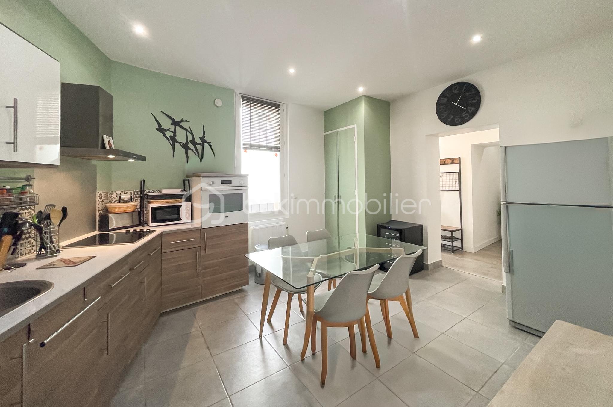 appartement-t4-cournonterral-cuisine-equipee-07.jpg