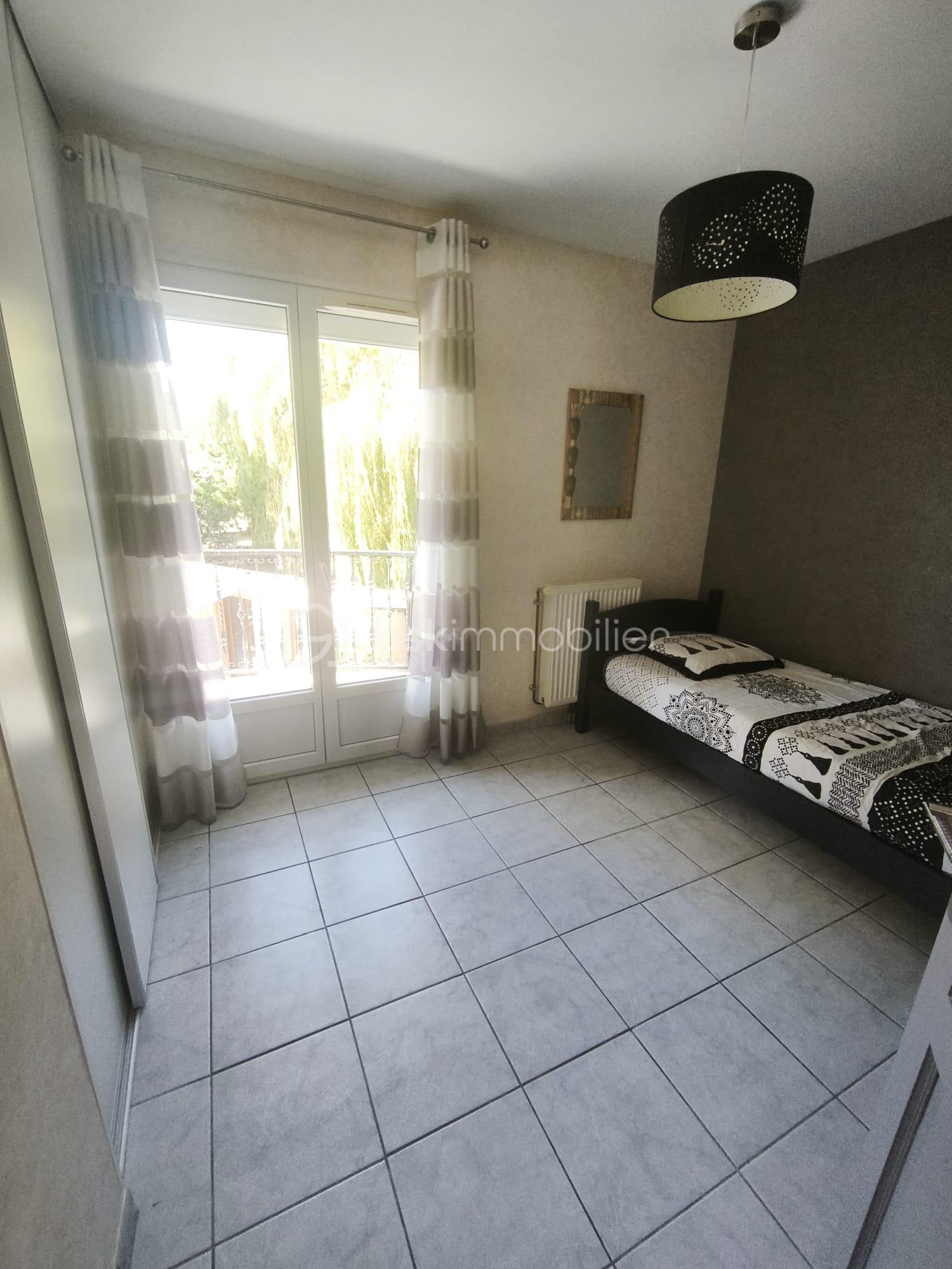 Maison traditionnelle de 141 m² - CH 3.jpeg