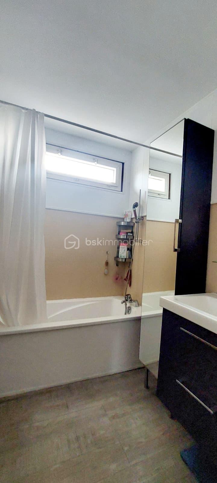 Appartement de 66,16 m² - 9a830e01-db81-4e48-8833-38fb47eb7abe.jpg